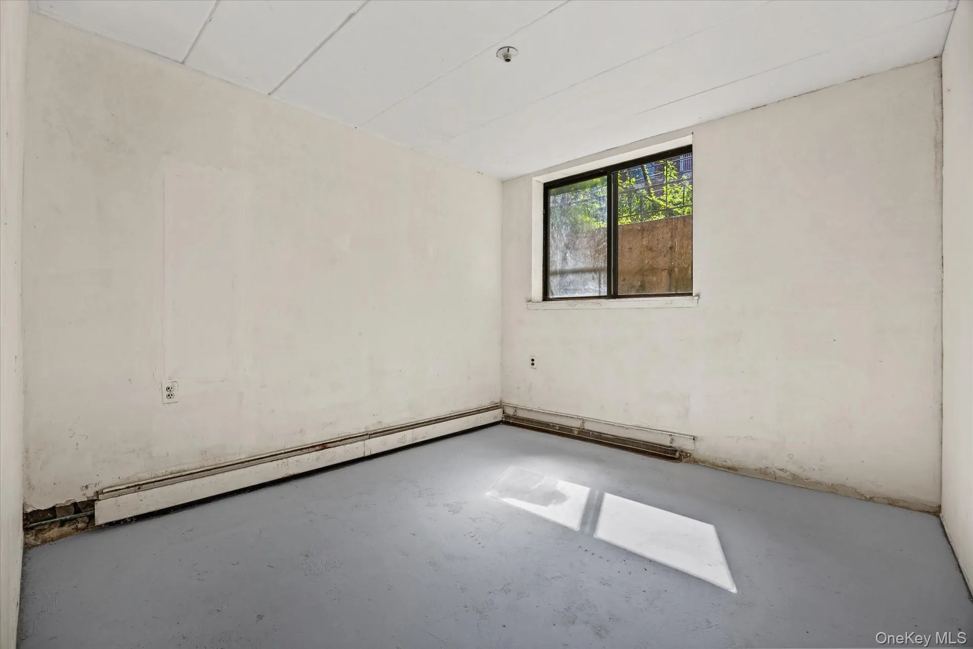 140-14 33rd Avenue, New York, NY, 1 Bedroom Bedrooms, 2 Rooms Rooms,1 BathroomBathrooms,Residential,For Rent,33rd,0,1053345 140-14 33rd Avenue, New York, NY, 1 Bedroom Bedrooms, 2 Rooms Rooms,1 BathroomBathrooms,Residential,For Rent,33rd,0,1053345