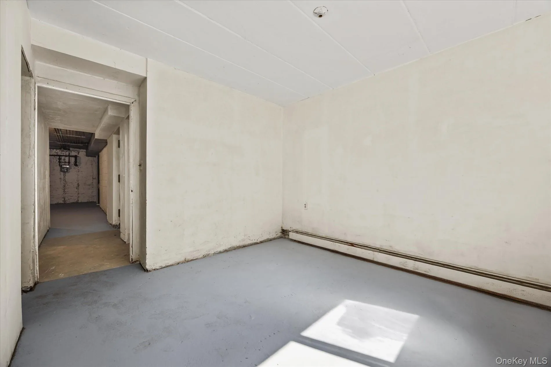 140-14 33rd Avenue, New York, NY, 1 Bedroom Bedrooms, 2 Rooms Rooms,1 BathroomBathrooms,Residential,For Rent,33rd,0,1053345 140-14 33rd Avenue, New York, NY, 1 Bedroom Bedrooms, 2 Rooms Rooms,1 BathroomBathrooms,Residential,For Rent,33rd,0,1053345