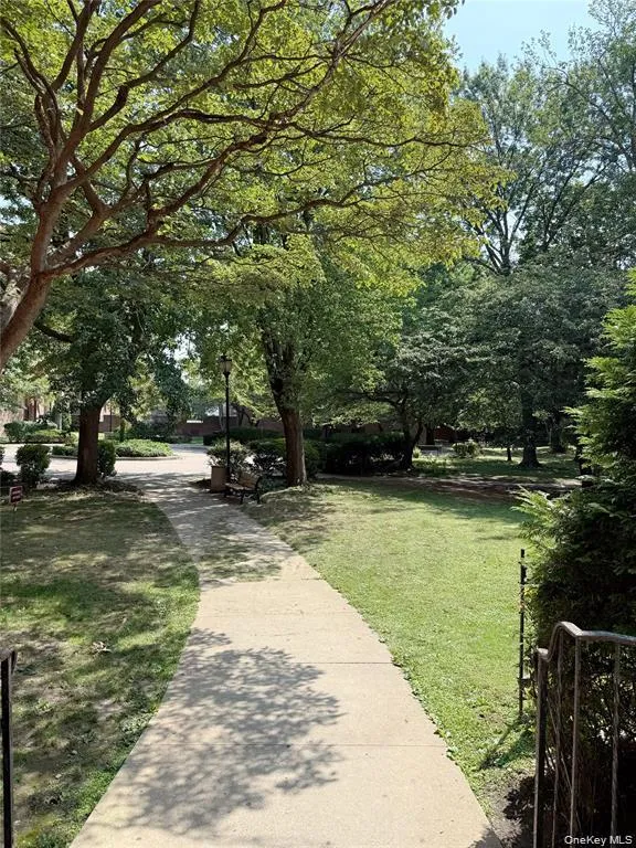 15020 71 Avenue, New York, NY, 2 Bedrooms Bedrooms, 4 Rooms Rooms,1 BathroomBathrooms,Residential,For Rent,71,0,1053359 15020 71 Avenue, New York, NY, 2 Bedrooms Bedrooms, 4 Rooms Rooms,1 BathroomBathrooms,Residential,For Rent,71,0,1053359