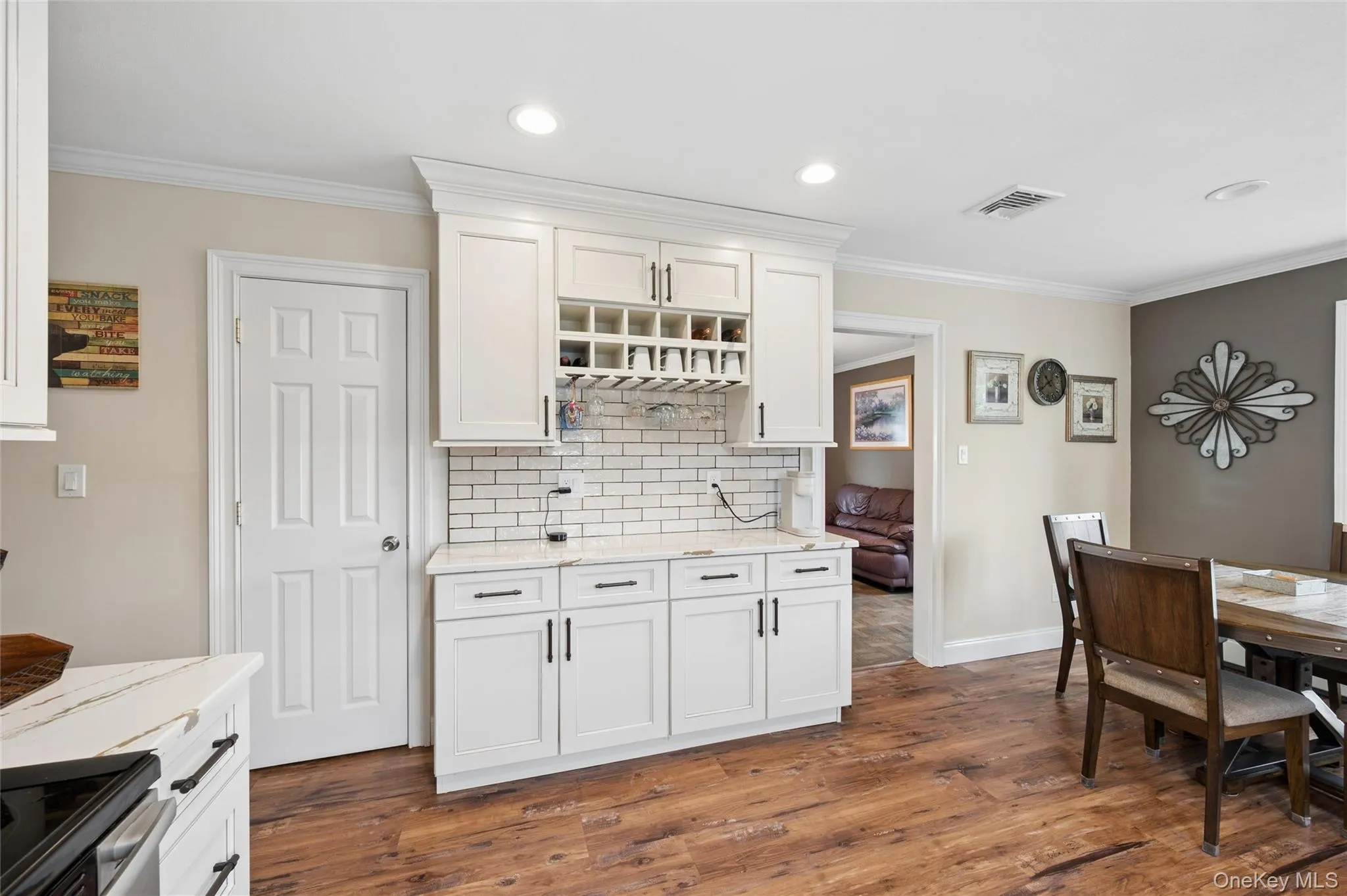 181 Cirrus Road, Islip, NY, 4 Bedrooms Bedrooms, 9 Rooms Rooms,2 BathroomsBathrooms,Residential,For Rent,Cirrus,0,1053366 181 Cirrus Road, Islip, NY, 4 Bedrooms Bedrooms, 9 Rooms Rooms,2 BathroomsBathrooms,Residential,For Rent,Cirrus,0,1053366