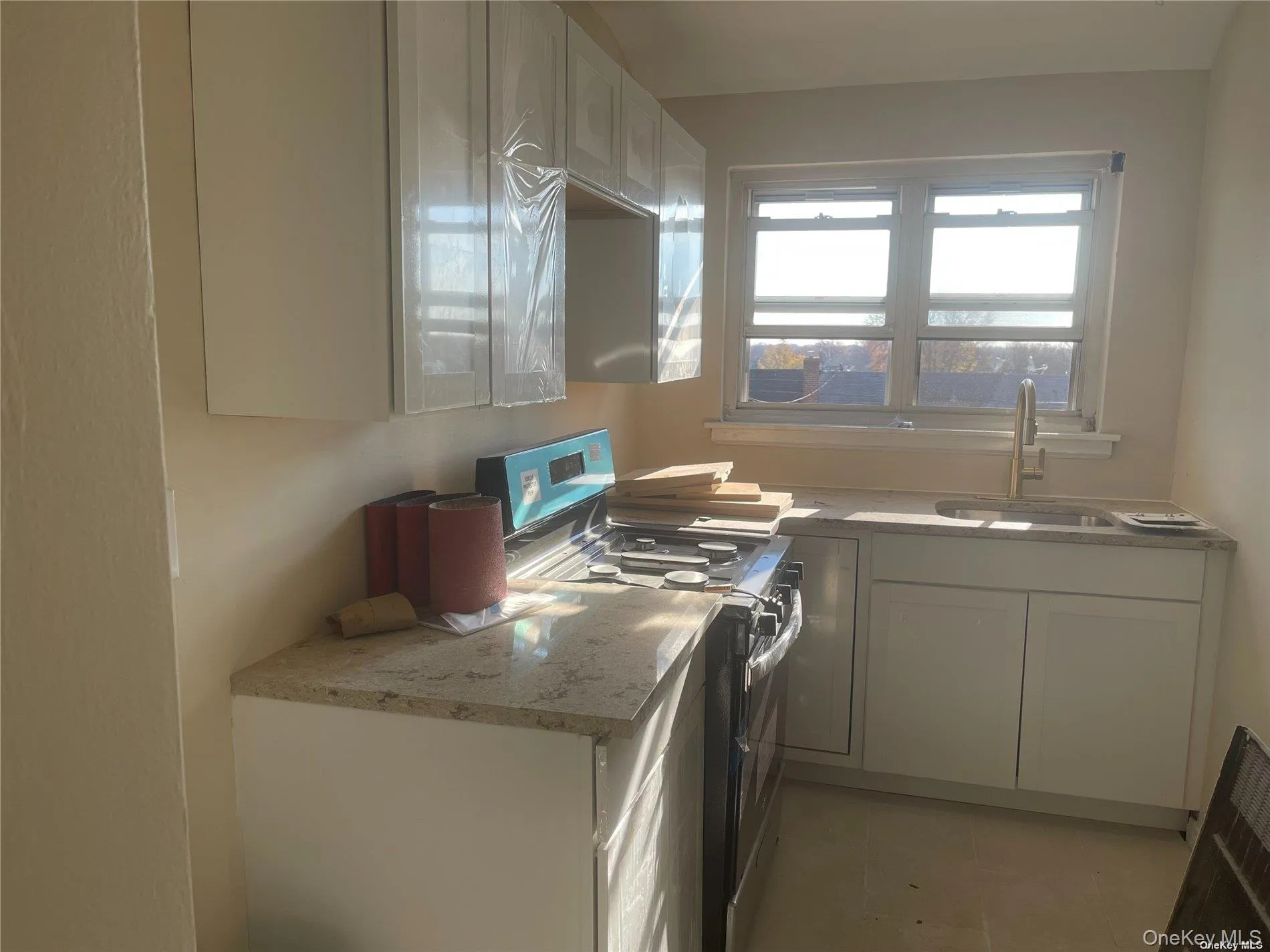 214-11B Hillside Avenue, New York, NY, 1 Bedroom Bedrooms, 5 Room Rooms,1 BathroomBathrooms,Residential Lease,For Rent,Hillside,0,1053369 214-11B Hillside Avenue, New York, NY, 1 Bedroom Bedrooms, 5 Room Rooms,1 BathroomBathrooms,Residential Lease,For Rent,Hillside,0,1053369