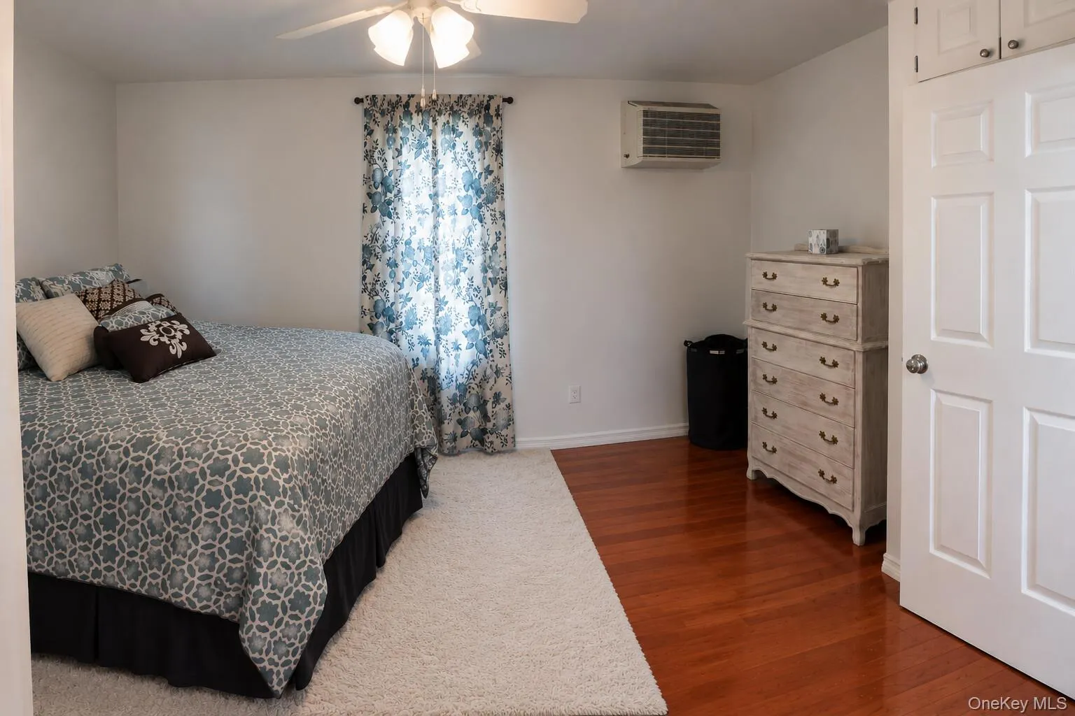 13711 96th Place, New York, NY, 2 Bedroom Bedrooms, 4 Room Rooms,1 BathroomBathrooms,Residential Lease,For Rent,96th,0,1053373 13711 96th Place, New York, NY, 2 Bedroom Bedrooms, 4 Room Rooms,1 BathroomBathrooms,Residential Lease,For Rent,96th,0,1053373