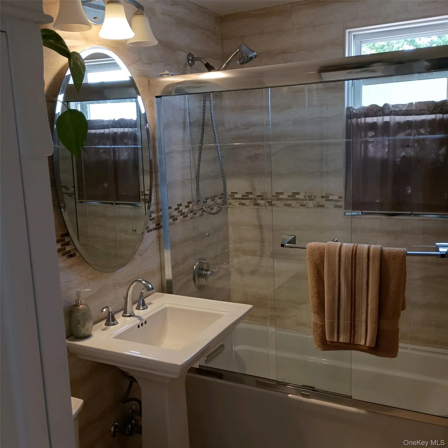 13711 96th Place, New York, NY, 2 Bedroom Bedrooms, 4 Room Rooms,1 BathroomBathrooms,Residential Lease,For Rent,96th,0,1053373 13711 96th Place, New York, NY, 2 Bedroom Bedrooms, 4 Room Rooms,1 BathroomBathrooms,Residential Lease,For Rent,96th,0,1053373