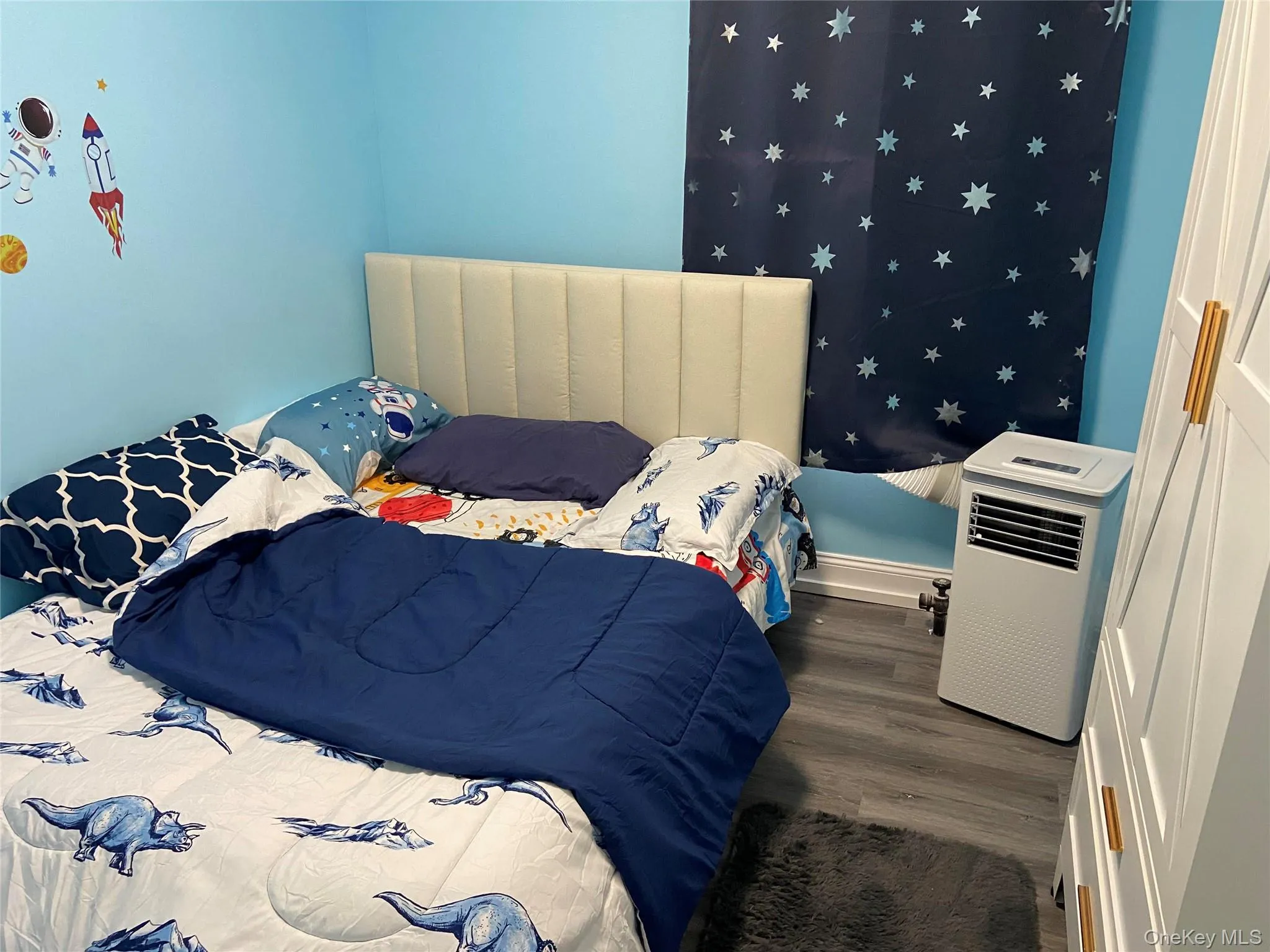 11912 144th Street, New York, NY, 3 Bedrooms Bedrooms, 8 Rooms Rooms,4 BathroomsBathrooms,Residential,For Rent,144th,0,1053374 11912 144th Street, New York, NY, 3 Bedrooms Bedrooms, 8 Rooms Rooms,4 BathroomsBathrooms,Residential,For Rent,144th,0,1053374
