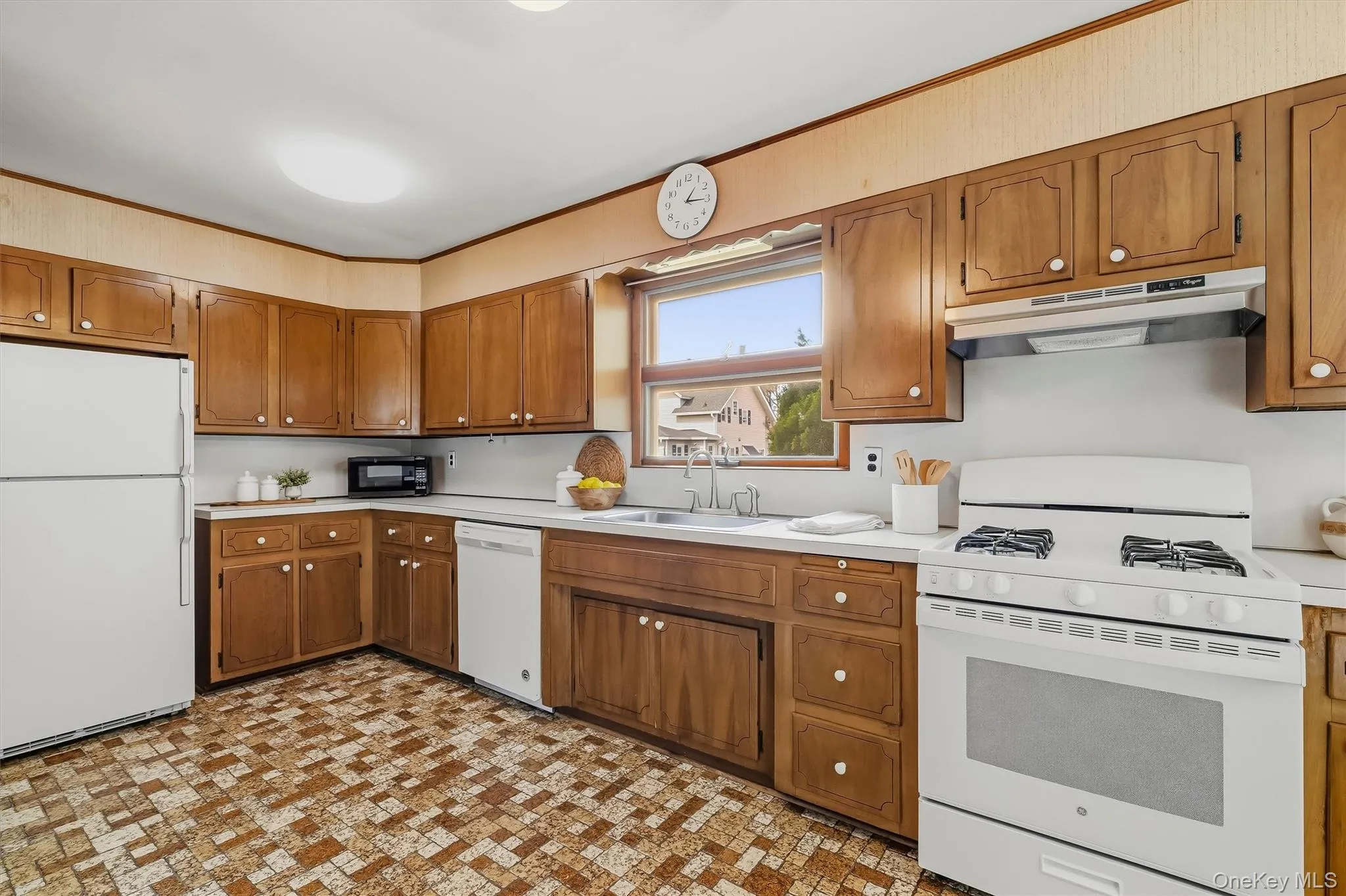 224 Bleloch Avenue, Peekskill, NY, 3 Bedrooms Bedrooms, 7 Rooms Rooms,2 BathroomsBathrooms,Residential,For Rent,Bleloch,0,1053375 224 Bleloch Avenue, Peekskill, NY, 3 Bedrooms Bedrooms, 7 Rooms Rooms,2 BathroomsBathrooms,Residential,For Rent,Bleloch,0,1053375