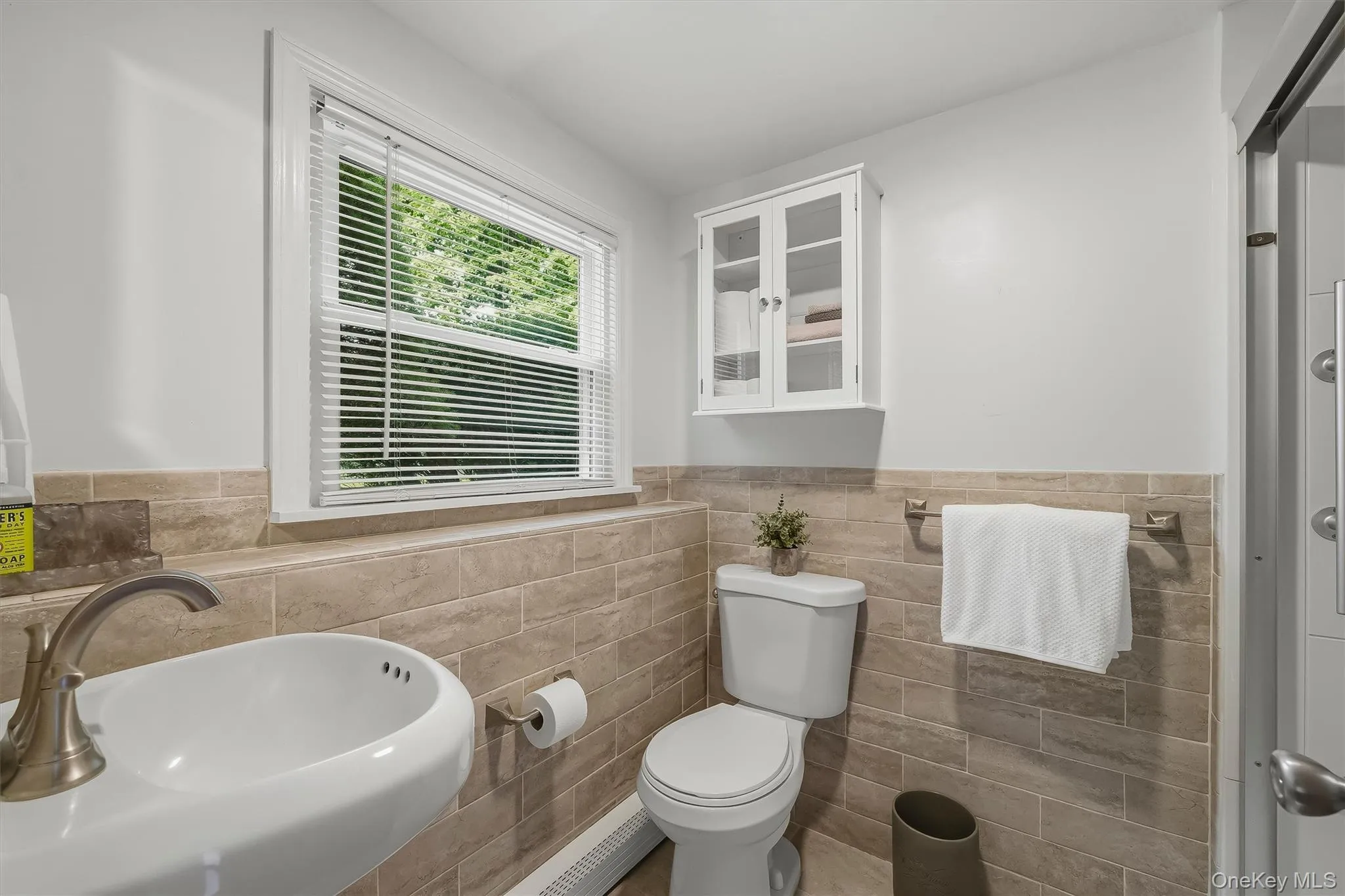 224 Bleloch Avenue, Peekskill, NY, 3 Bedrooms Bedrooms, 7 Rooms Rooms,2 BathroomsBathrooms,Residential,For Rent,Bleloch,0,1053375 224 Bleloch Avenue, Peekskill, NY, 3 Bedrooms Bedrooms, 7 Rooms Rooms,2 BathroomsBathrooms,Residential,For Rent,Bleloch,0,1053375