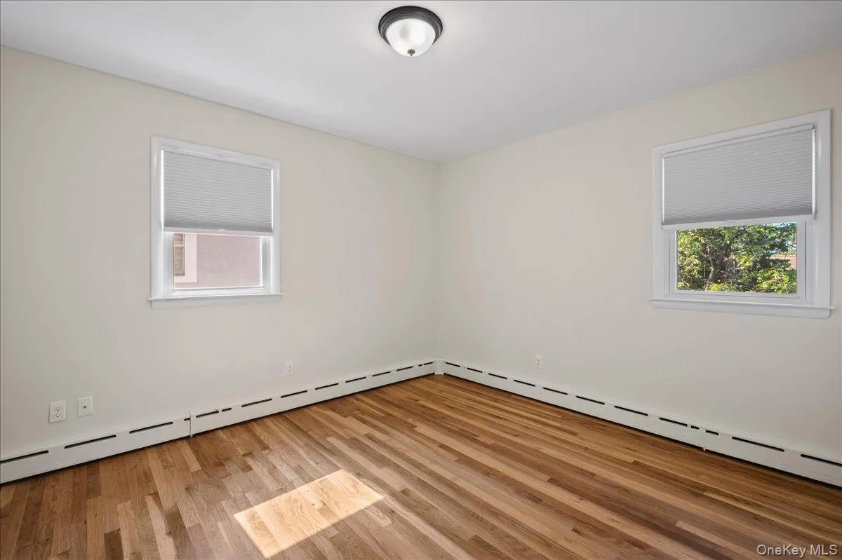 160 Park Avenue, Harrison, NY, 3 Bedrooms Bedrooms, 5 Rooms Rooms,1 BathroomBathrooms,Residential Lease,For Rent,Park,0,1053377 160 Park Avenue, Harrison, NY, 3 Bedrooms Bedrooms, 5 Rooms Rooms,1 BathroomBathrooms,Residential Lease,For Rent,Park,0,1053377