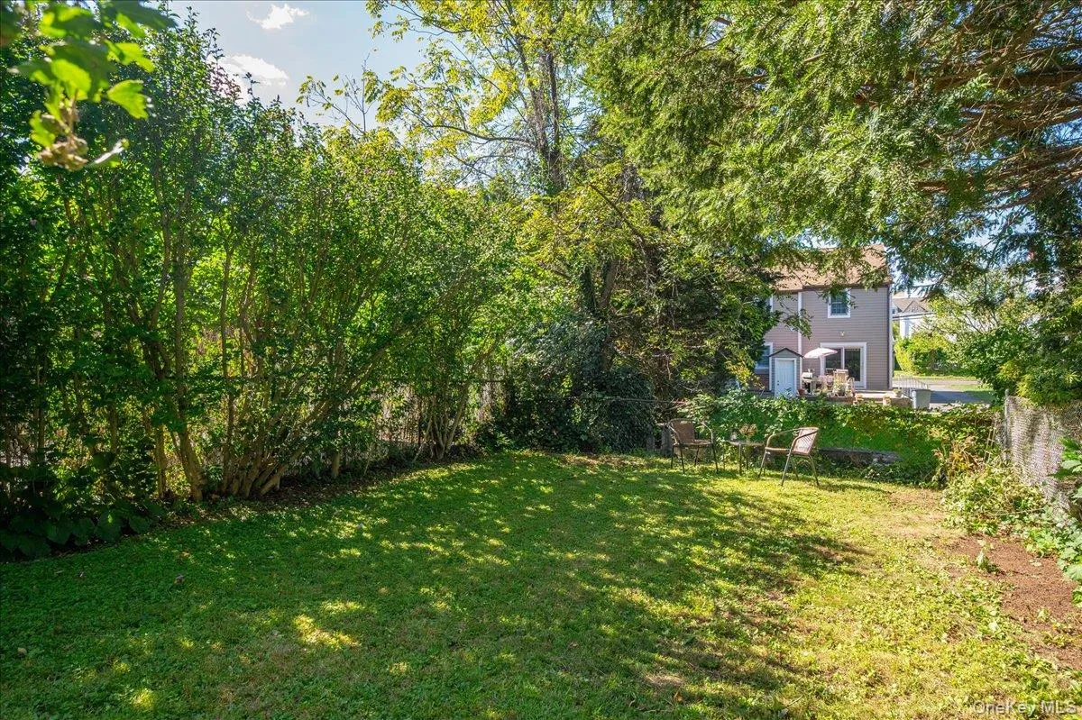 160 Park Avenue, Harrison, NY, 3 Bedrooms Bedrooms, 5 Rooms Rooms,1 BathroomBathrooms,Residential Lease,For Rent,Park,0,1053377 160 Park Avenue, Harrison, NY, 3 Bedrooms Bedrooms, 5 Rooms Rooms,1 BathroomBathrooms,Residential Lease,For Rent,Park,0,1053377