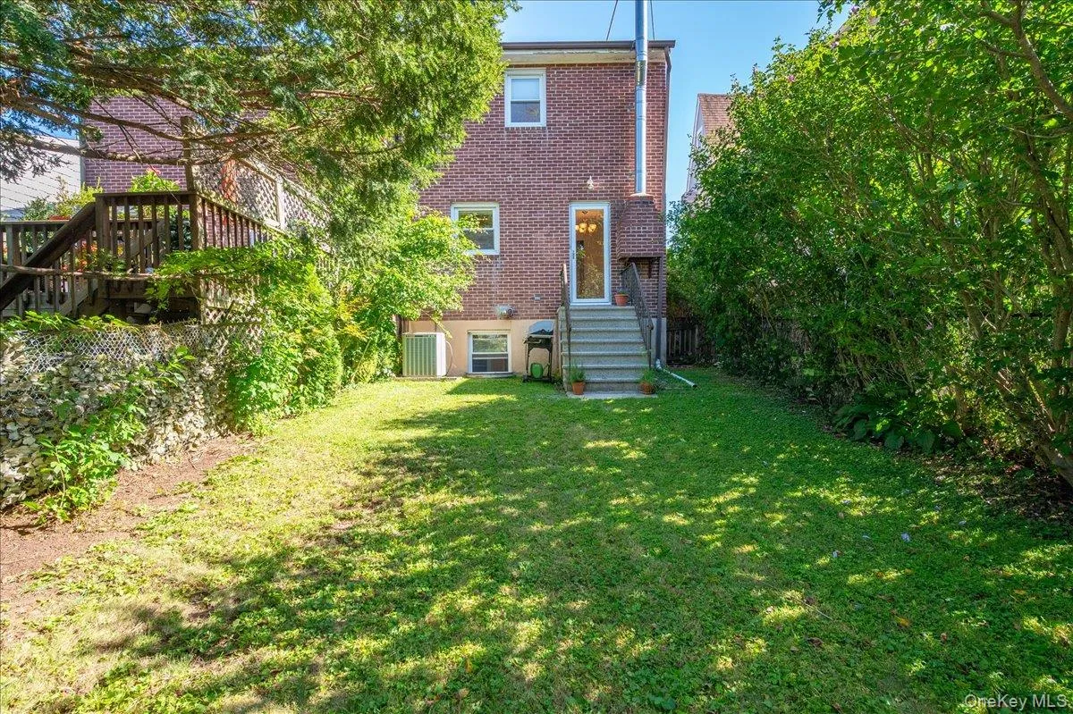 160 Park Avenue, Harrison, NY, 3 Bedrooms Bedrooms, 5 Rooms Rooms,1 BathroomBathrooms,Residential Lease,For Rent,Park,0,1053377 160 Park Avenue, Harrison, NY, 3 Bedrooms Bedrooms, 5 Rooms Rooms,1 BathroomBathrooms,Residential Lease,For Rent,Park,0,1053377