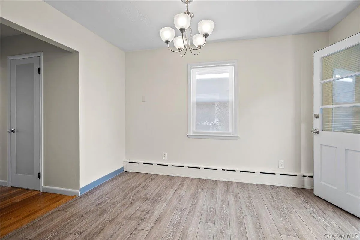 160 Park Avenue, Harrison, NY, 3 Bedrooms Bedrooms, 5 Rooms Rooms,1 BathroomBathrooms,Residential Lease,For Rent,Park,0,1053377 160 Park Avenue, Harrison, NY, 3 Bedrooms Bedrooms, 5 Rooms Rooms,1 BathroomBathrooms,Residential Lease,For Rent,Park,0,1053377