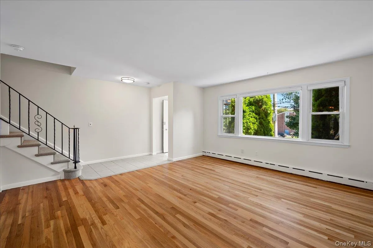 160 Park Avenue, Harrison, NY, 3 Bedrooms Bedrooms, 5 Rooms Rooms,1 BathroomBathrooms,Residential Lease,For Rent,Park,0,1053377 160 Park Avenue, Harrison, NY, 3 Bedrooms Bedrooms, 5 Rooms Rooms,1 BathroomBathrooms,Residential Lease,For Rent,Park,0,1053377