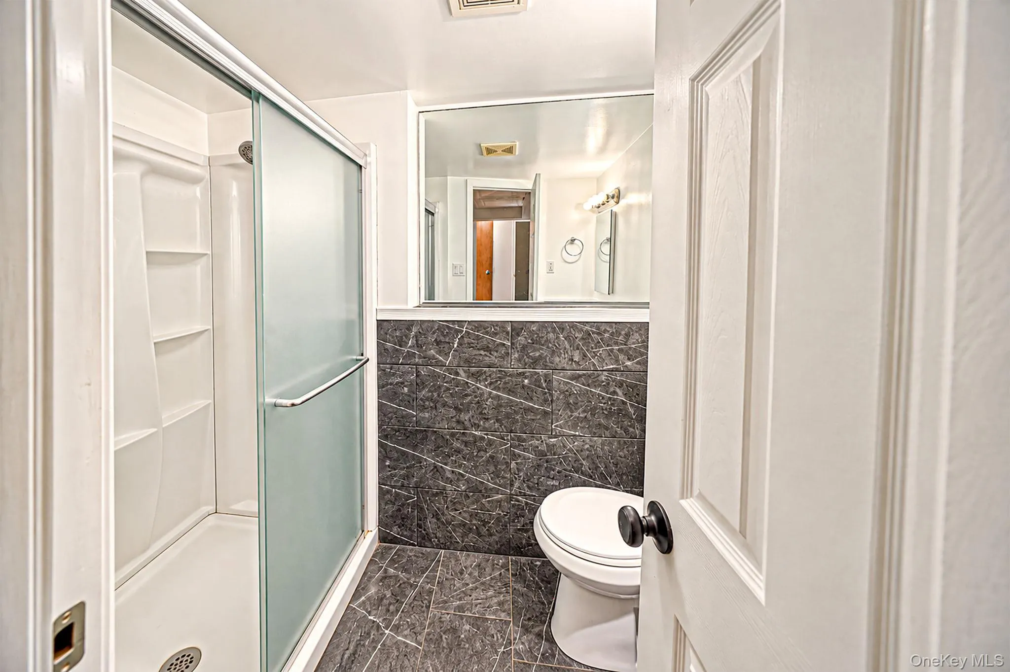 3 Richlee Drive, Huntington, NY, 4 Bedrooms Bedrooms, 8 Rooms Rooms,2 BathroomsBathrooms,Residential,For Rent,Richlee,0,1053382 3 Richlee Drive, Huntington, NY, 4 Bedrooms Bedrooms, 8 Rooms Rooms,2 BathroomsBathrooms,Residential,For Rent,Richlee,0,1053382