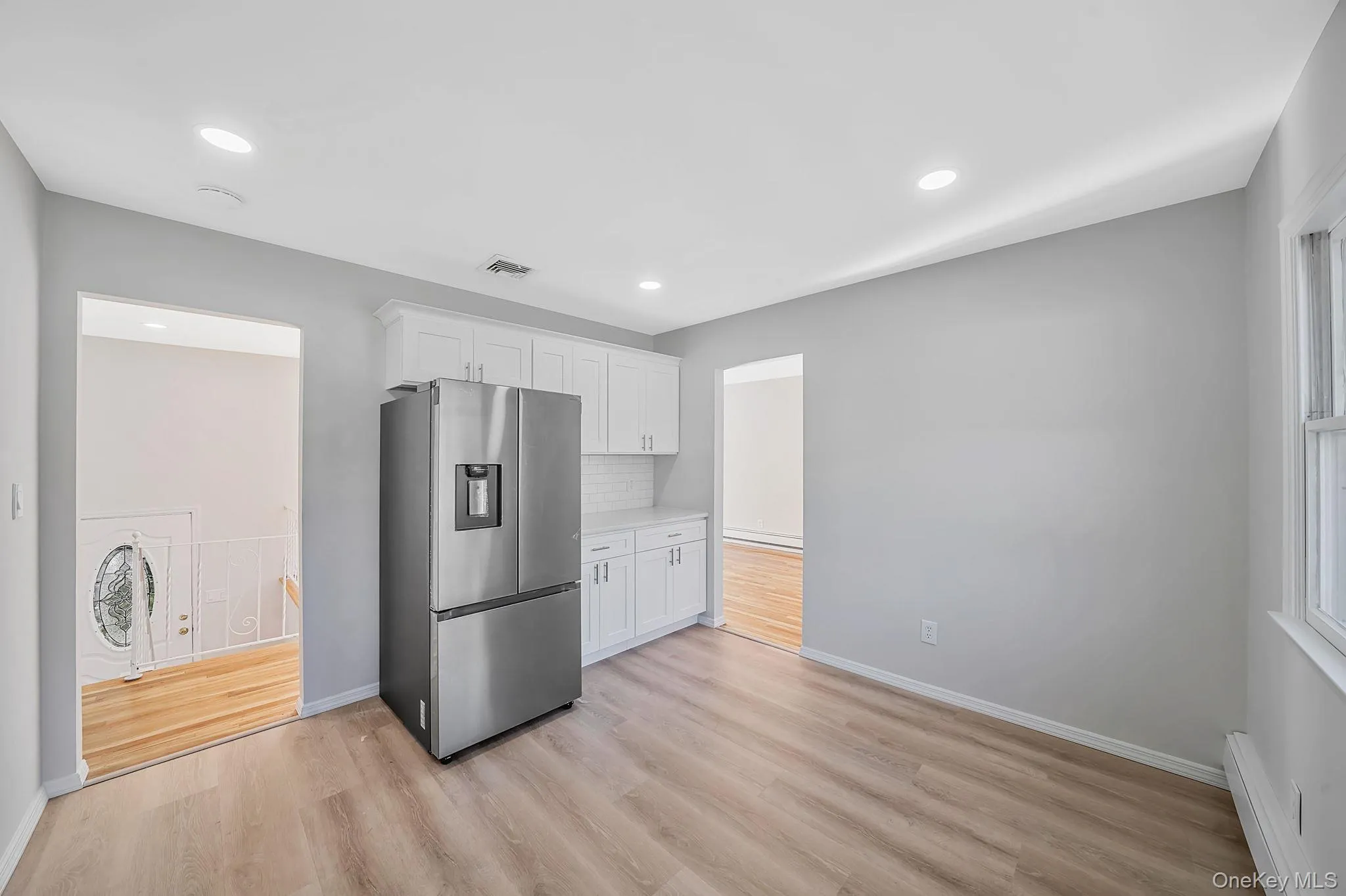 3 Richlee Drive, Huntington, NY, 4 Bedrooms Bedrooms, 8 Rooms Rooms,2 BathroomsBathrooms,Residential,For Rent,Richlee,0,1053382 3 Richlee Drive, Huntington, NY, 4 Bedrooms Bedrooms, 8 Rooms Rooms,2 BathroomsBathrooms,Residential,For Rent,Richlee,0,1053382