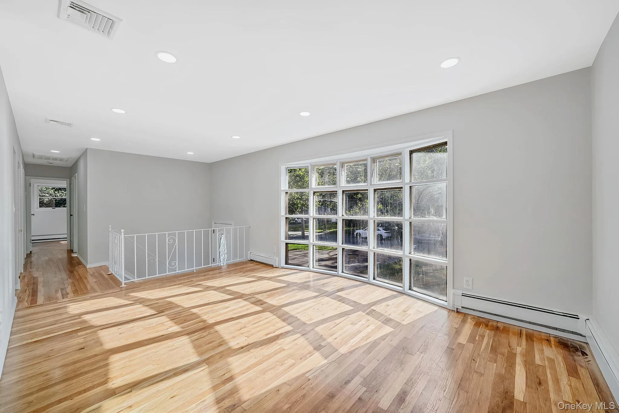 3 Richlee Drive, Huntington, NY, 4 Bedrooms Bedrooms, 8 Rooms Rooms,2 BathroomsBathrooms,Residential,For Rent,Richlee,0,1053382 3 Richlee Drive, Huntington, NY, 4 Bedrooms Bedrooms, 8 Rooms Rooms,2 BathroomsBathrooms,Residential,For Rent,Richlee,0,1053382