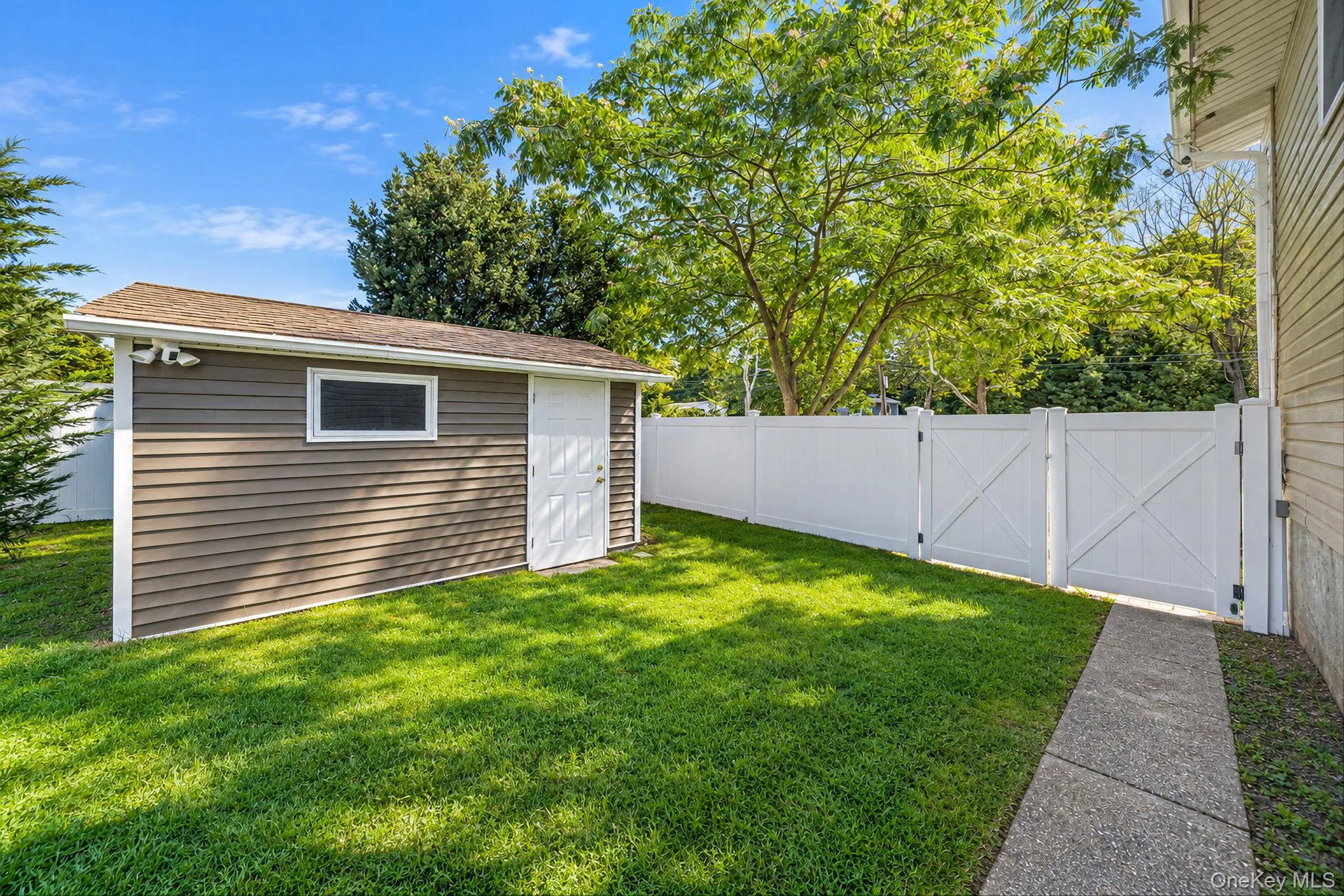 3 Richlee Drive, Huntington, NY, 4 Bedrooms Bedrooms, 8 Rooms Rooms,2 BathroomsBathrooms,Residential,For Rent,Richlee,0,1053382 3 Richlee Drive, Huntington, NY, 4 Bedrooms Bedrooms, 8 Rooms Rooms,2 BathroomsBathrooms,Residential,For Rent,Richlee,0,1053382