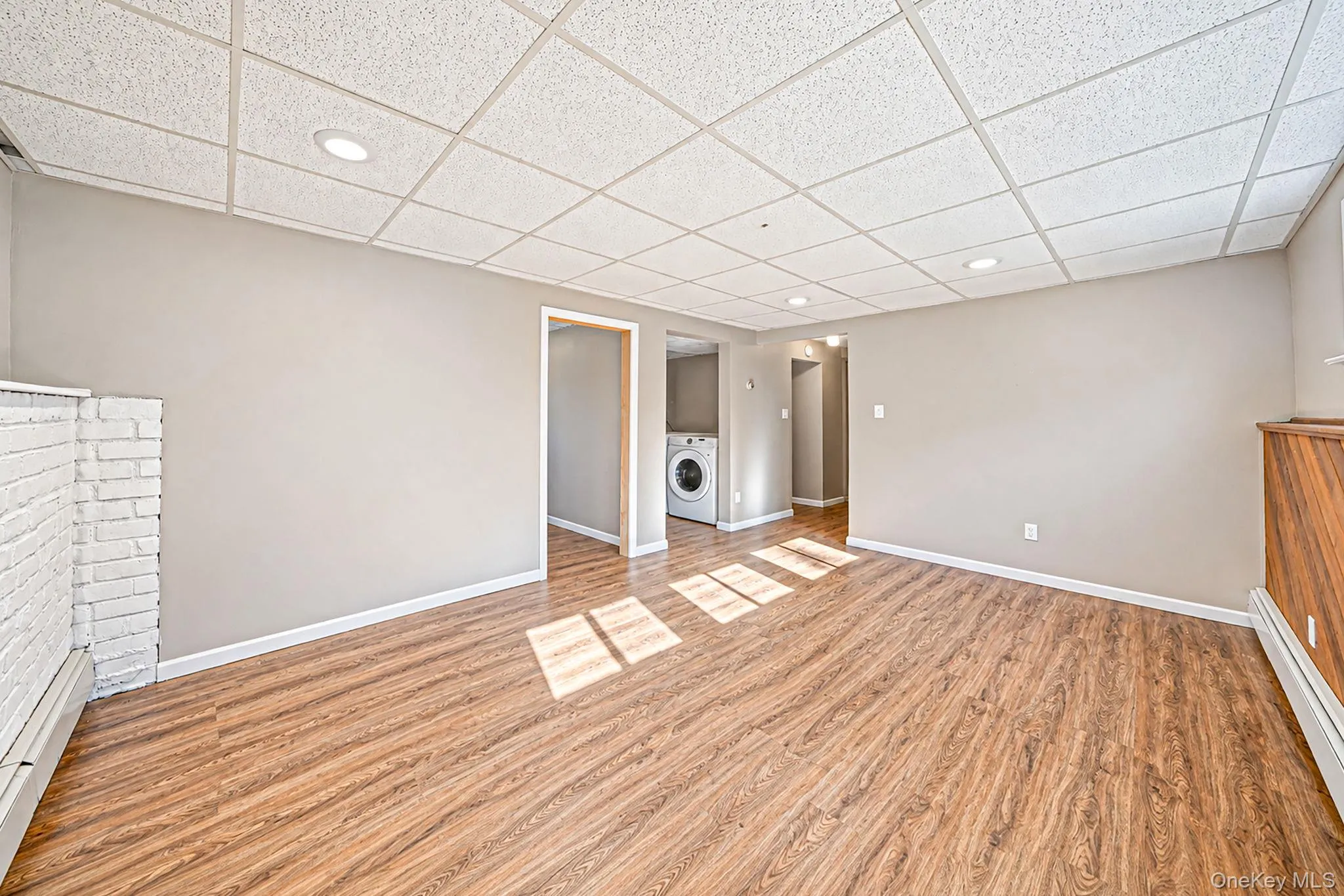 3 Richlee Drive, Huntington, NY, 4 Bedrooms Bedrooms, 8 Rooms Rooms,2 BathroomsBathrooms,Residential,For Rent,Richlee,0,1053382 3 Richlee Drive, Huntington, NY, 4 Bedrooms Bedrooms, 8 Rooms Rooms,2 BathroomsBathrooms,Residential,For Rent,Richlee,0,1053382