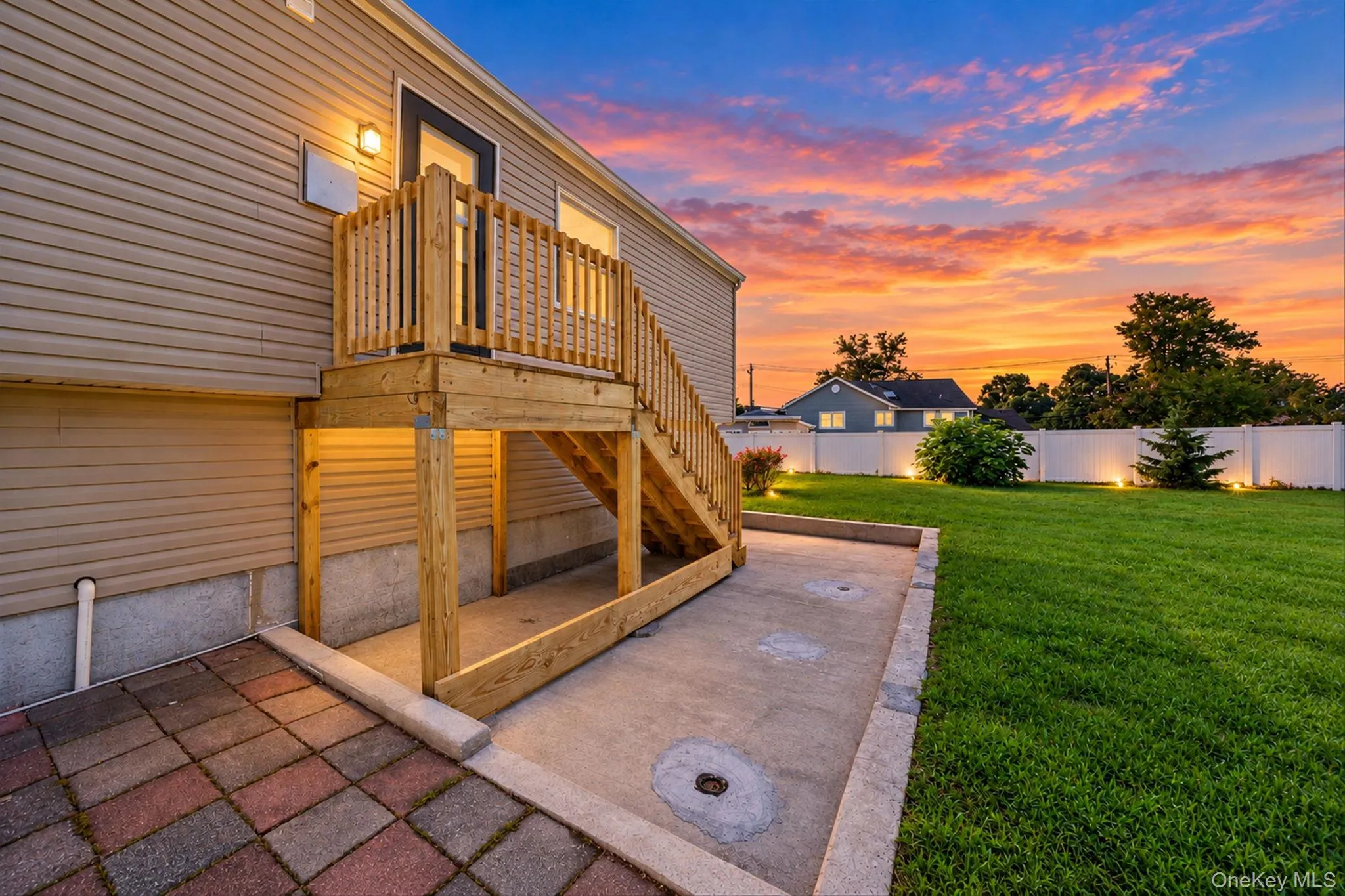 3 Richlee Drive, Huntington, NY, 4 Bedrooms Bedrooms, 8 Rooms Rooms,2 BathroomsBathrooms,Residential,For Rent,Richlee,0,1053382 3 Richlee Drive, Huntington, NY, 4 Bedrooms Bedrooms, 8 Rooms Rooms,2 BathroomsBathrooms,Residential,For Rent,Richlee,0,1053382