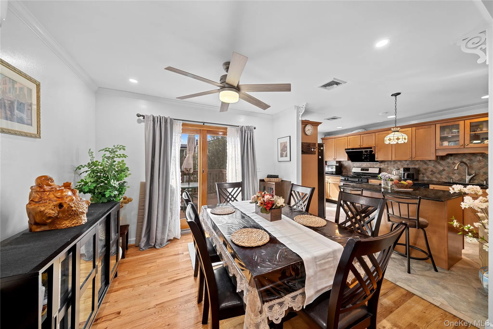 34 Bellwood Avenue, Brookhaven, NY, 4 Bedrooms Bedrooms, 8 Rooms Rooms,2 BathroomsBathrooms,Residential,For Rent,Bellwood,0,1053386 34 Bellwood Avenue, Brookhaven, NY, 4 Bedrooms Bedrooms, 8 Rooms Rooms,2 BathroomsBathrooms,Residential,For Rent,Bellwood,0,1053386