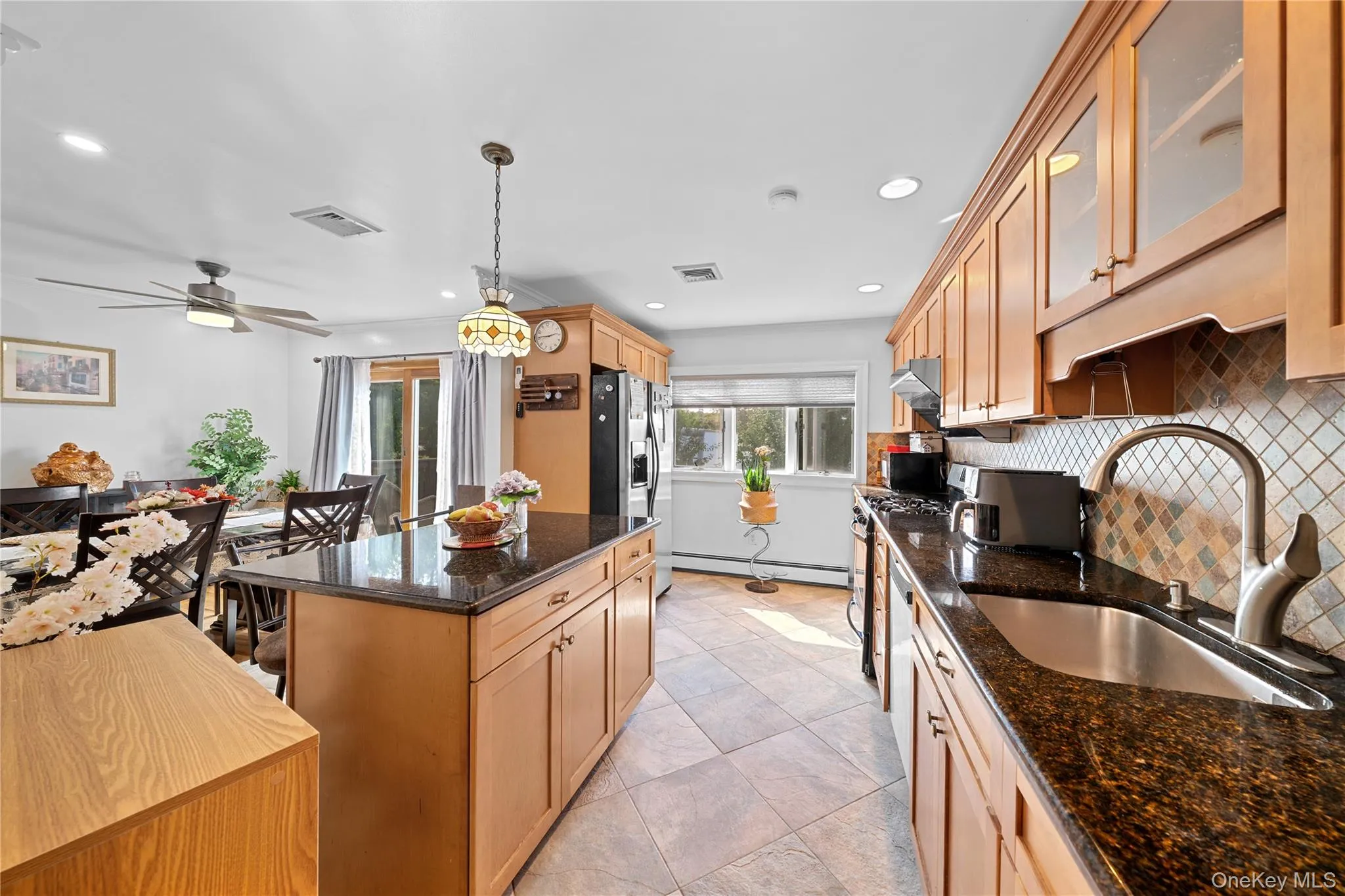 34 Bellwood Avenue, Brookhaven, NY, 4 Bedrooms Bedrooms, 8 Rooms Rooms,2 BathroomsBathrooms,Residential,For Rent,Bellwood,0,1053386 34 Bellwood Avenue, Brookhaven, NY, 4 Bedrooms Bedrooms, 8 Rooms Rooms,2 BathroomsBathrooms,Residential,For Rent,Bellwood,0,1053386