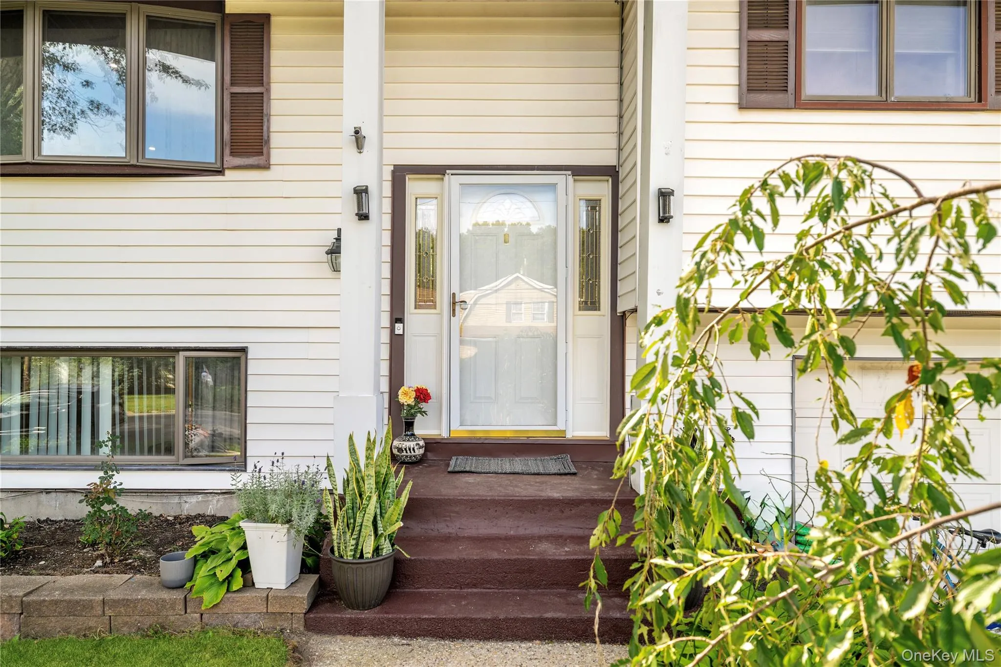34 Bellwood Avenue, Brookhaven, NY, 4 Bedrooms Bedrooms, 8 Rooms Rooms,2 BathroomsBathrooms,Residential,For Rent,Bellwood,0,1053386 34 Bellwood Avenue, Brookhaven, NY, 4 Bedrooms Bedrooms, 8 Rooms Rooms,2 BathroomsBathrooms,Residential,For Rent,Bellwood,0,1053386