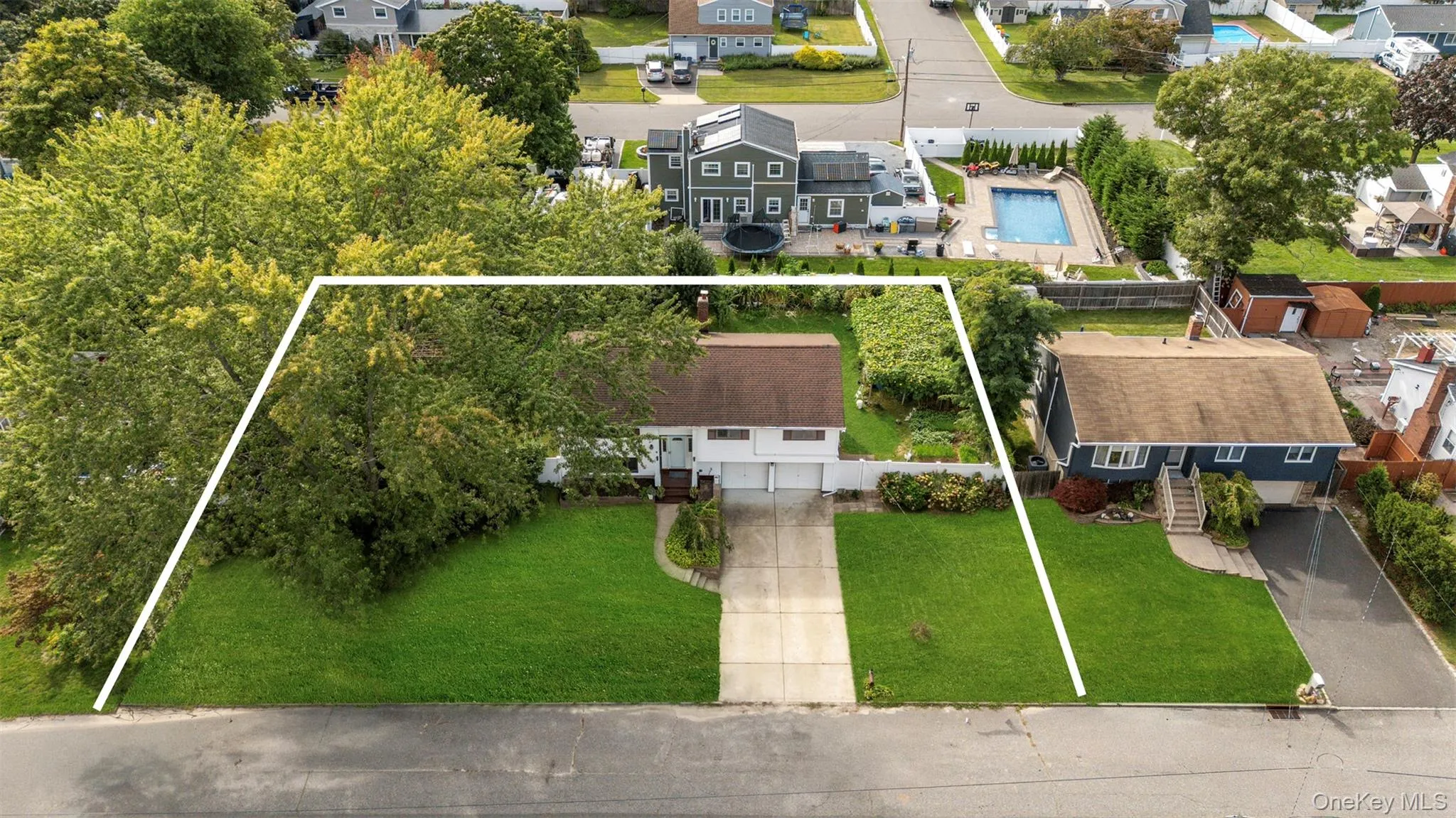 34 Bellwood Avenue, Brookhaven, NY, 4 Bedrooms Bedrooms, 8 Rooms Rooms,2 BathroomsBathrooms,Residential,For Rent,Bellwood,0,1053386 34 Bellwood Avenue, Brookhaven, NY, 4 Bedrooms Bedrooms, 8 Rooms Rooms,2 BathroomsBathrooms,Residential,For Rent,Bellwood,0,1053386