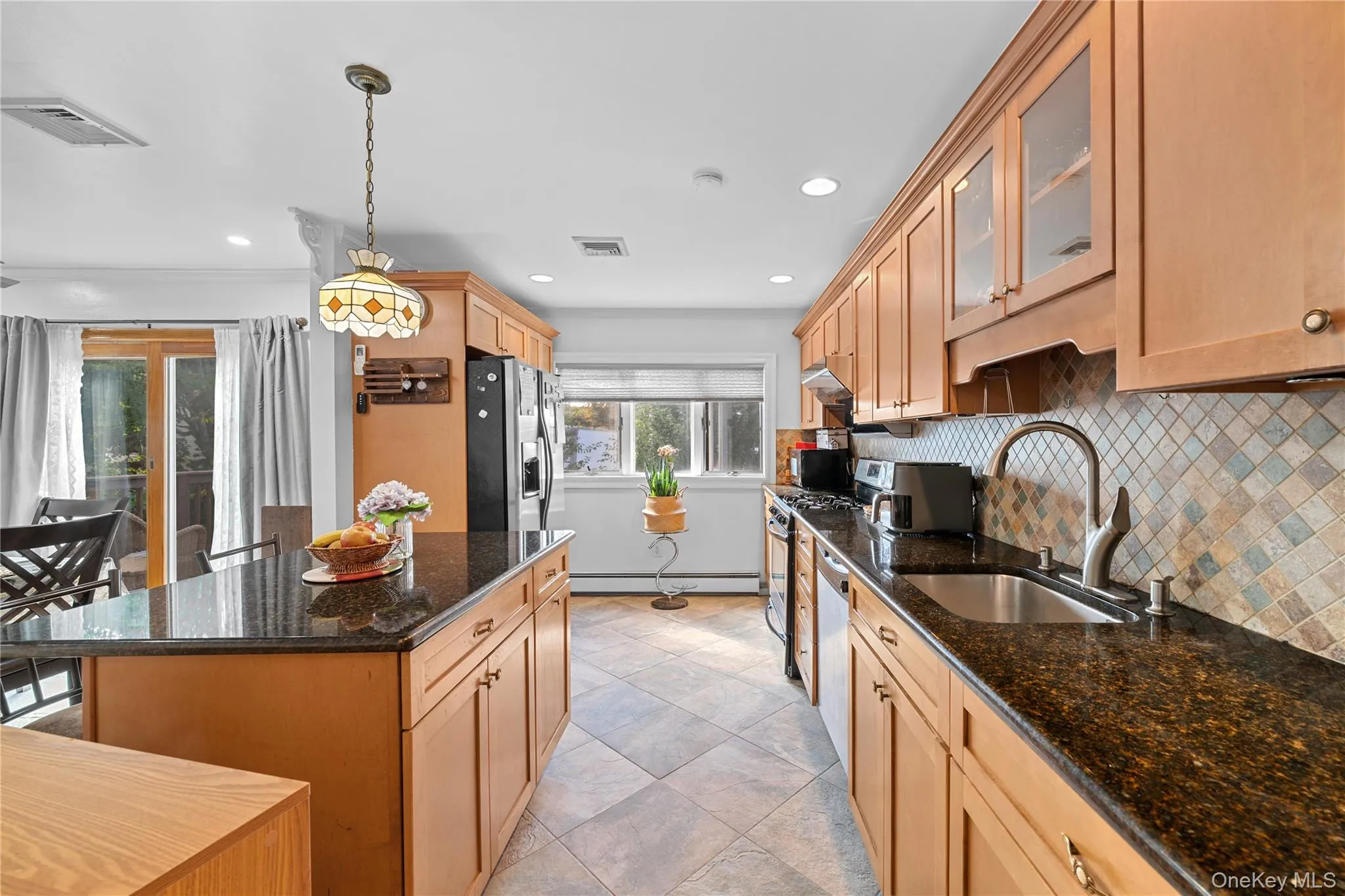 34 Bellwood Avenue, Brookhaven, NY, 4 Bedrooms Bedrooms, 8 Rooms Rooms,2 BathroomsBathrooms,Residential,For Rent,Bellwood,0,1053386 34 Bellwood Avenue, Brookhaven, NY, 4 Bedrooms Bedrooms, 8 Rooms Rooms,2 BathroomsBathrooms,Residential,For Rent,Bellwood,0,1053386