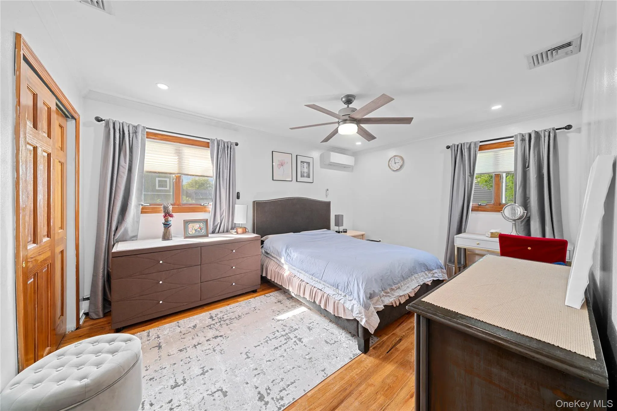 34 Bellwood Avenue, Brookhaven, NY, 4 Bedrooms Bedrooms, 8 Rooms Rooms,2 BathroomsBathrooms,Residential,For Rent,Bellwood,0,1053386 34 Bellwood Avenue, Brookhaven, NY, 4 Bedrooms Bedrooms, 8 Rooms Rooms,2 BathroomsBathrooms,Residential,For Rent,Bellwood,0,1053386