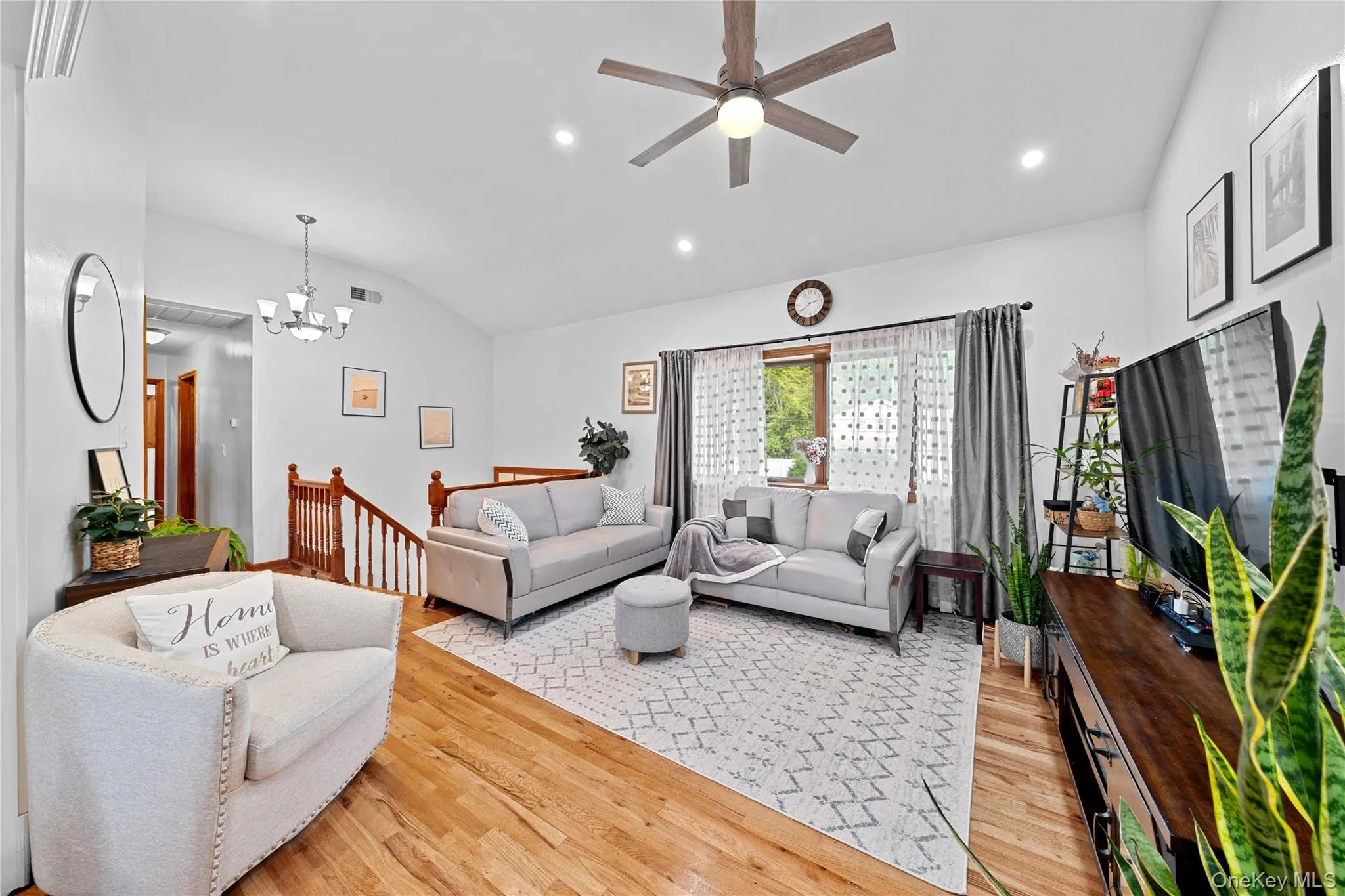 34 Bellwood Avenue, Brookhaven, NY, 4 Bedrooms Bedrooms, 8 Rooms Rooms,2 BathroomsBathrooms,Residential,For Rent,Bellwood,0,1053386 34 Bellwood Avenue, Brookhaven, NY, 4 Bedrooms Bedrooms, 8 Rooms Rooms,2 BathroomsBathrooms,Residential,For Rent,Bellwood,0,1053386