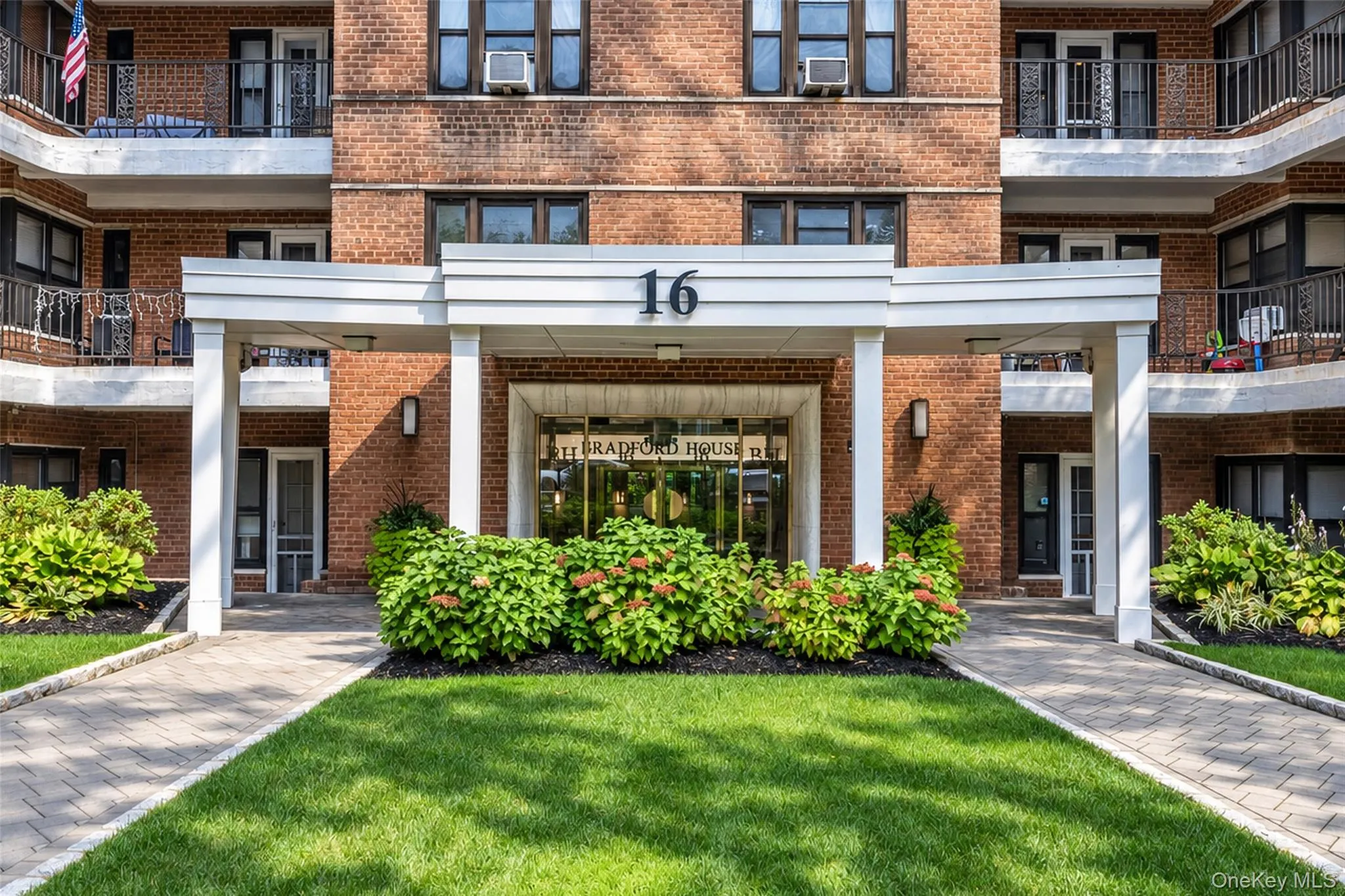 16 Broadway, White Plains, NY, 1 Bedroom Bedrooms, 3 Rooms Rooms,1 BathroomBathrooms,Residential,For Rent,Broadway,0,1053387 16 Broadway, White Plains, NY, 1 Bedroom Bedrooms, 3 Rooms Rooms,1 BathroomBathrooms,Residential,For Rent,Broadway,0,1053387