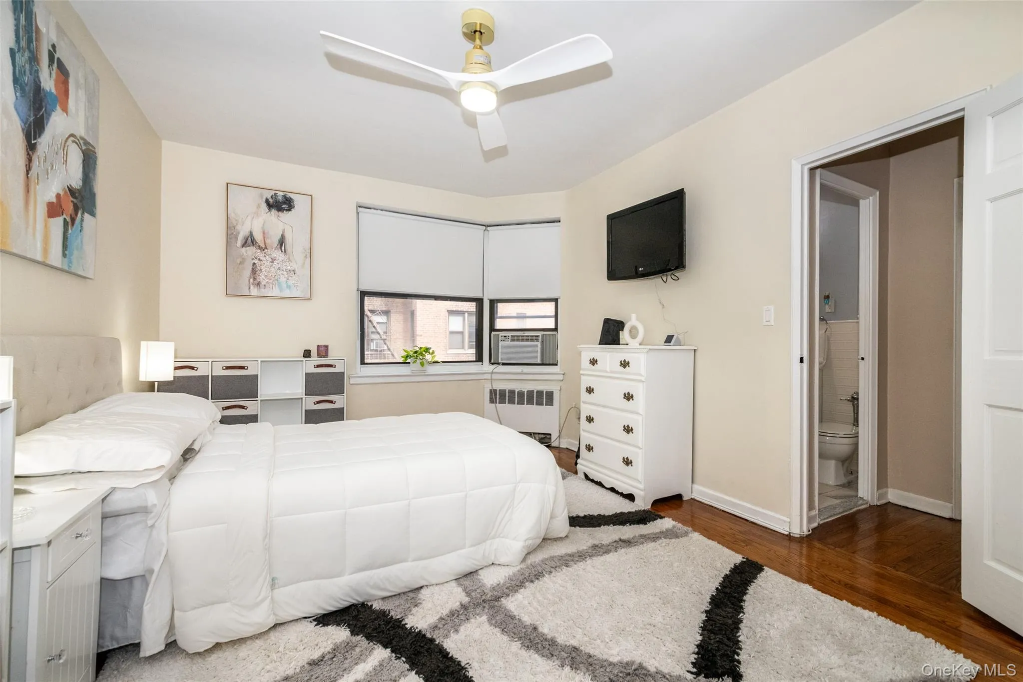 16 Broadway, White Plains, NY, 1 Bedroom Bedrooms, 3 Rooms Rooms,1 BathroomBathrooms,Residential,For Rent,Broadway,0,1053387 16 Broadway, White Plains, NY, 1 Bedroom Bedrooms, 3 Rooms Rooms,1 BathroomBathrooms,Residential,For Rent,Broadway,0,1053387