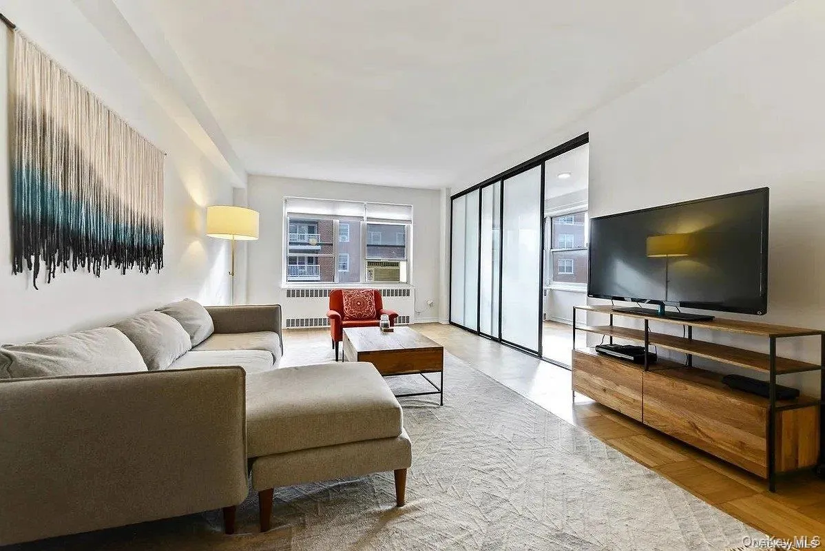 71-36 110th Street, New York, NY, 2 Bedrooms Bedrooms, 5 Rooms Rooms,1 BathroomBathrooms,Residential,For Rent,110th,0,1053388 71-36 110th Street, New York, NY, 2 Bedrooms Bedrooms, 5 Rooms Rooms,1 BathroomBathrooms,Residential,For Rent,110th,0,1053388