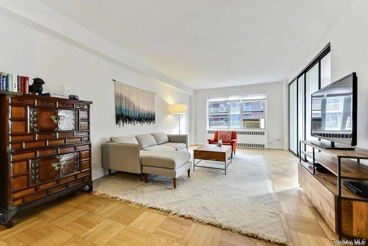 71-36 110th Street, New York, NY, 2 Bedrooms Bedrooms, 5 Rooms Rooms,1 BathroomBathrooms,Residential,For Rent,110th,0,1053388 71-36 110th Street, New York, NY, 2 Bedrooms Bedrooms, 5 Rooms Rooms,1 BathroomBathrooms,Residential,For Rent,110th,0,1053388