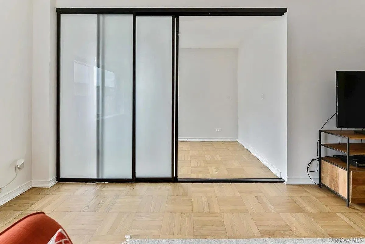 71-36 110th Street, New York, NY, 2 Bedrooms Bedrooms, 5 Rooms Rooms,1 BathroomBathrooms,Residential,For Rent,110th,0,1053388 71-36 110th Street, New York, NY, 2 Bedrooms Bedrooms, 5 Rooms Rooms,1 BathroomBathrooms,Residential,For Rent,110th,0,1053388