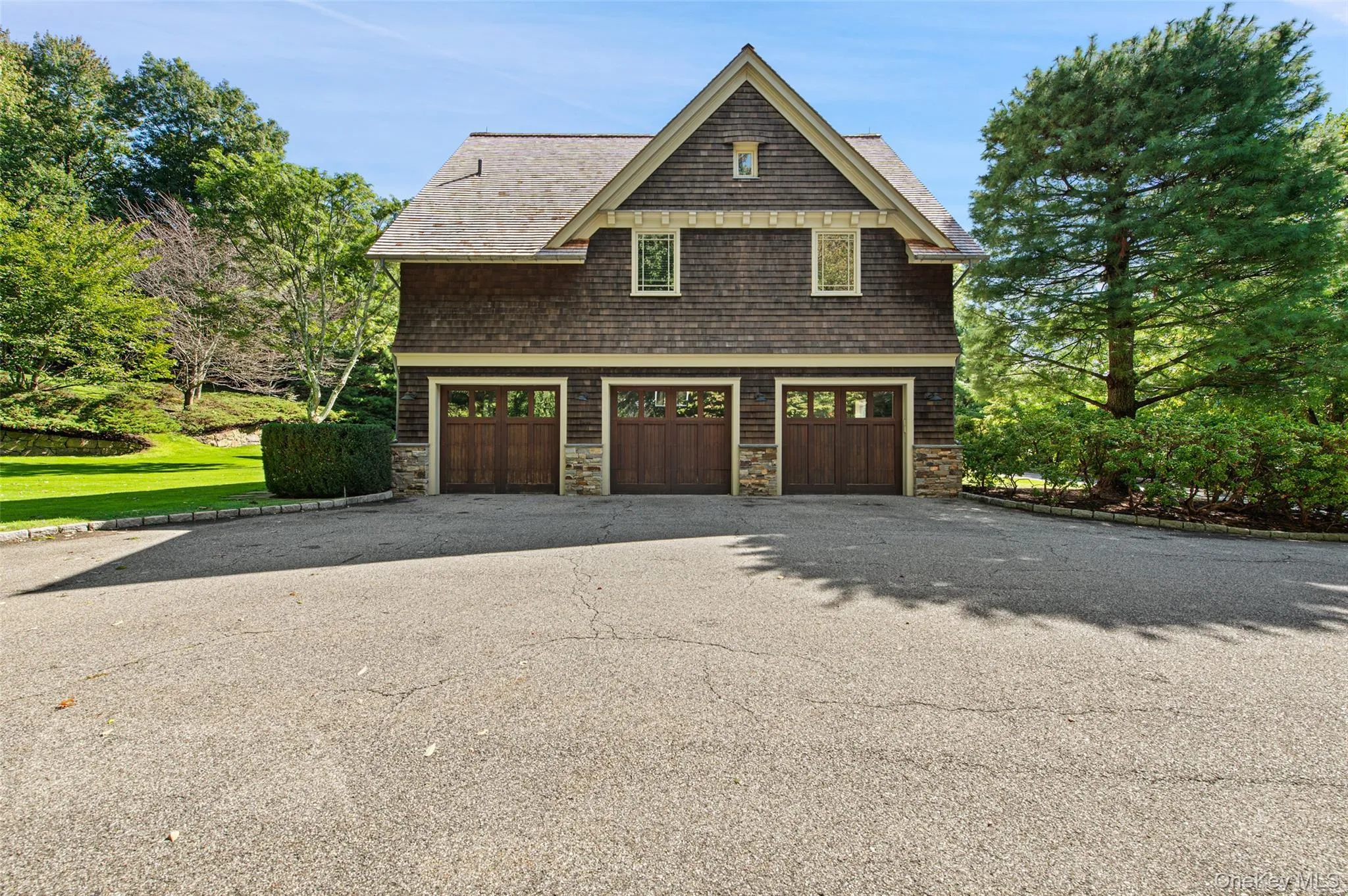 2 Hollow Ridge Road, North Castle, NY, 7 Bedrooms Bedrooms, 16 Rooms Rooms,8 BathroomsBathrooms,Residential,For Rent,Hollow Ridge,0,1053391 2 Hollow Ridge Road, North Castle, NY, 7 Bedrooms Bedrooms, 16 Rooms Rooms,8 BathroomsBathrooms,Residential,For Rent,Hollow Ridge,0,1053391