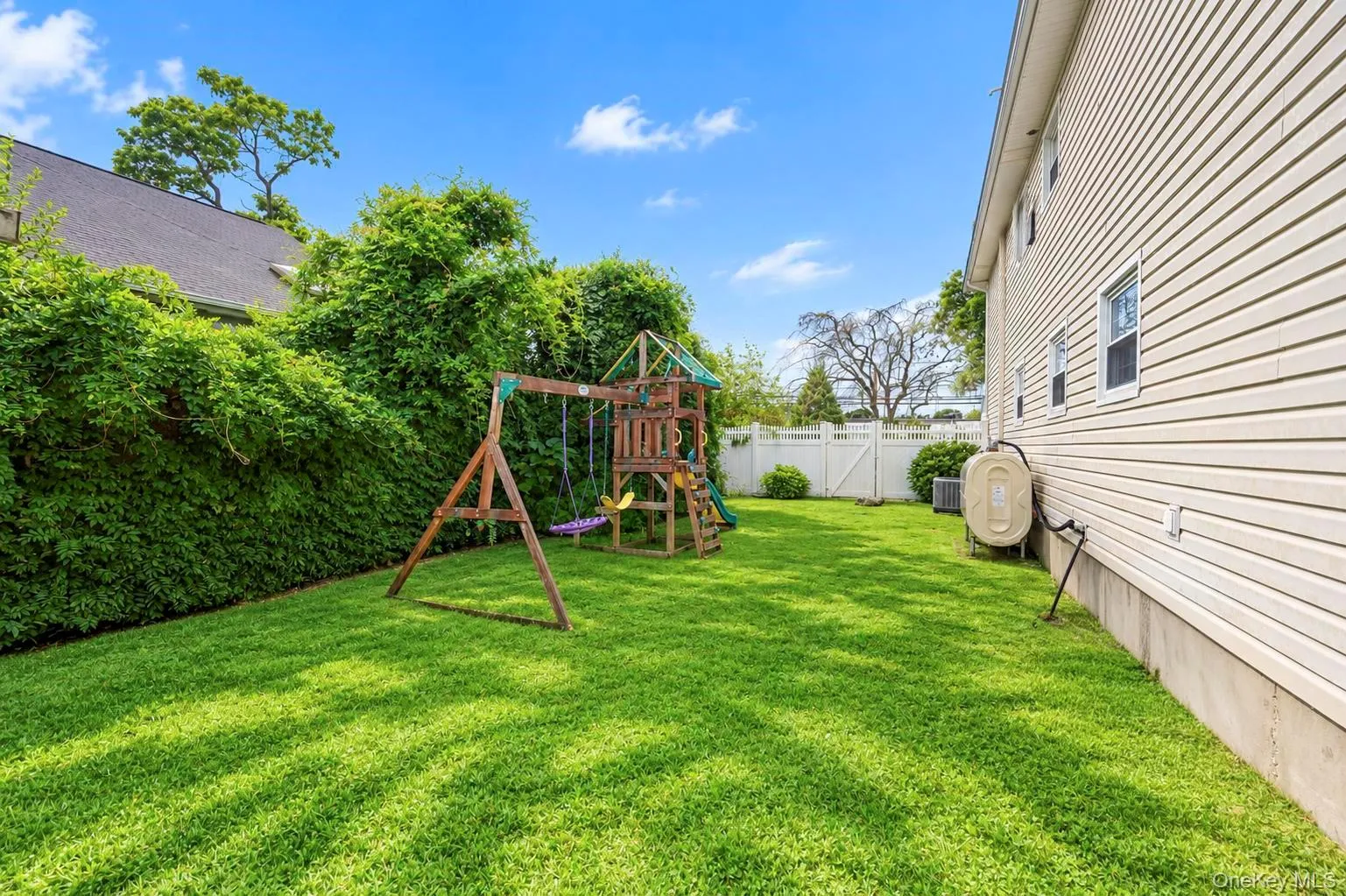 355 Islip Boulevard, Islip, NY, 4 Bedrooms Bedrooms, 12 Rooms Rooms,2 BathroomsBathrooms,Residential,For Rent,Islip,0,1053401 355 Islip Boulevard, Islip, NY, 4 Bedrooms Bedrooms, 12 Rooms Rooms,2 BathroomsBathrooms,Residential,For Rent,Islip,0,1053401