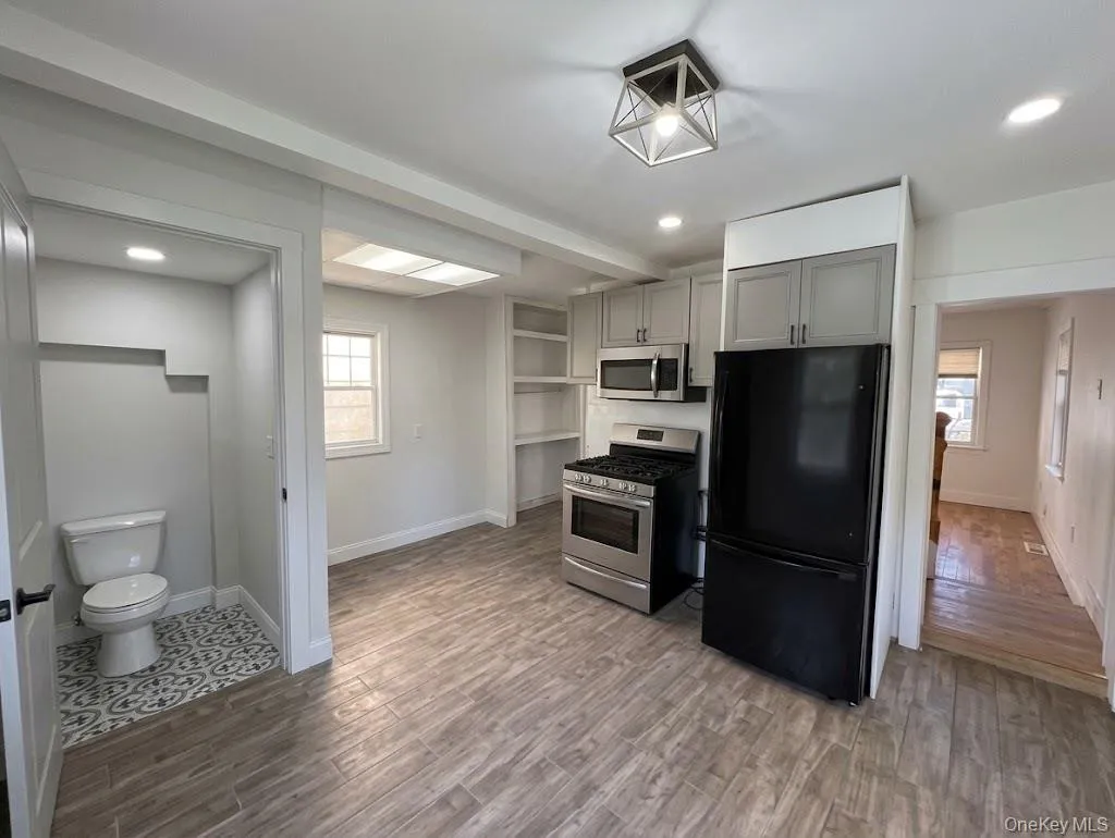 149 Beach 27th Street, New York, NY, 3 Bedrooms Bedrooms, 6 Rooms Rooms,2 BathroomsBathrooms,Residential,For Rent,Beach 27th,0,1053404 149 Beach 27th Street, New York, NY, 3 Bedrooms Bedrooms, 6 Rooms Rooms,2 BathroomsBathrooms,Residential,For Rent,Beach 27th,0,1053404
