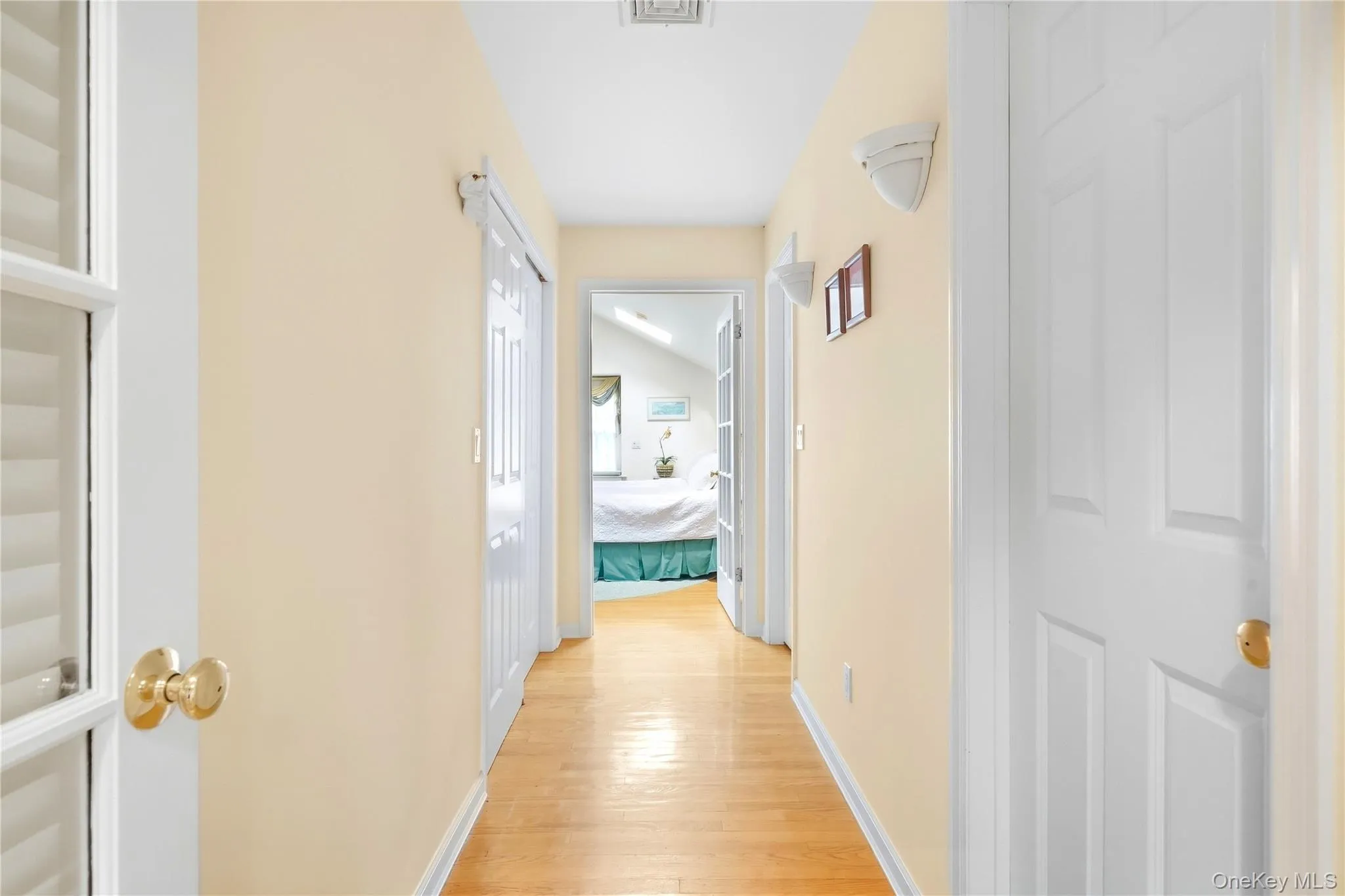 15 Saltmeadow Lane, Islip, NY, 4 Bedrooms Bedrooms, 14 Rooms Rooms,3 BathroomsBathrooms,Residential,For Rent,Saltmeadow,0,1053405 15 Saltmeadow Lane, Islip, NY, 4 Bedrooms Bedrooms, 14 Rooms Rooms,3 BathroomsBathrooms,Residential,For Rent,Saltmeadow,0,1053405