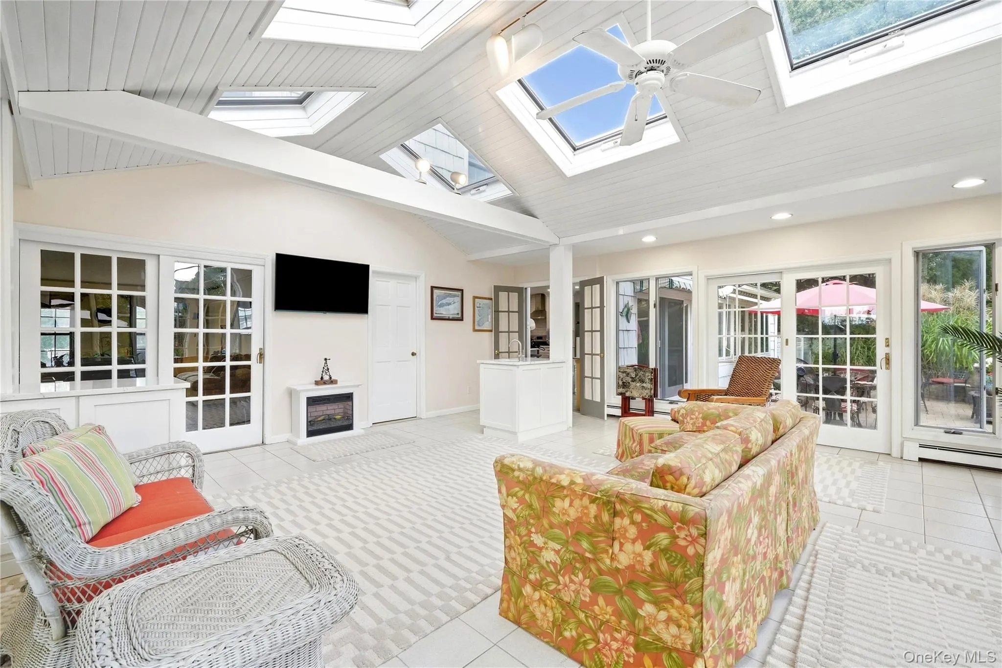 15 Saltmeadow Lane, Islip, NY, 4 Bedrooms Bedrooms, 14 Rooms Rooms,3 BathroomsBathrooms,Residential,For Rent,Saltmeadow,0,1053405 15 Saltmeadow Lane, Islip, NY, 4 Bedrooms Bedrooms, 14 Rooms Rooms,3 BathroomsBathrooms,Residential,For Rent,Saltmeadow,0,1053405