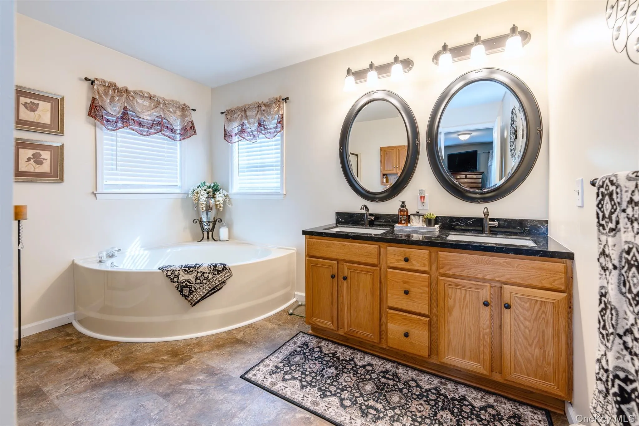 24 Deer Run Road, Ulster, NY, 4 Bedrooms Bedrooms, 9 Rooms Rooms,2 BathroomsBathrooms,Residential,For Rent,Deer Run,0,1053406 24 Deer Run Road, Ulster, NY, 4 Bedrooms Bedrooms, 9 Rooms Rooms,2 BathroomsBathrooms,Residential,For Rent,Deer Run,0,1053406