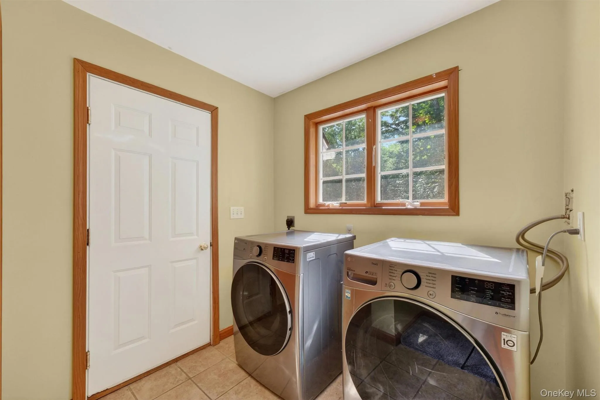 21 Huyler Drive, Hyde Park, NY, 3 Bedrooms Bedrooms, 5 Rooms Rooms,2 BathroomsBathrooms,Residential,For Rent,Huyler,0,1053409 21 Huyler Drive, Hyde Park, NY, 3 Bedrooms Bedrooms, 5 Rooms Rooms,2 BathroomsBathrooms,Residential,For Rent,Huyler,0,1053409