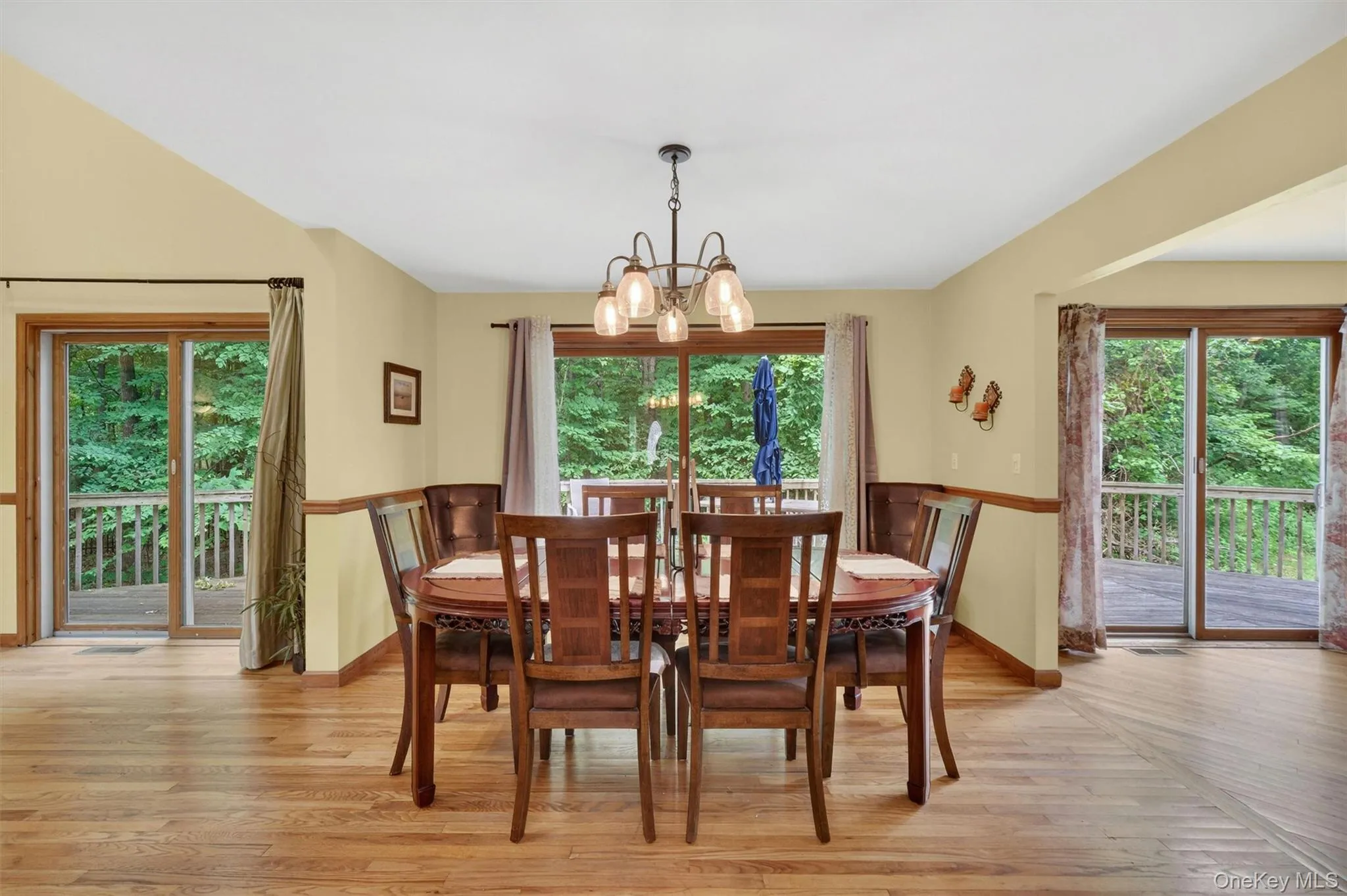 21 Huyler Drive, Hyde Park, NY, 3 Bedrooms Bedrooms, 5 Rooms Rooms,2 BathroomsBathrooms,Residential,For Rent,Huyler,0,1053409 21 Huyler Drive, Hyde Park, NY, 3 Bedrooms Bedrooms, 5 Rooms Rooms,2 BathroomsBathrooms,Residential,For Rent,Huyler,0,1053409
