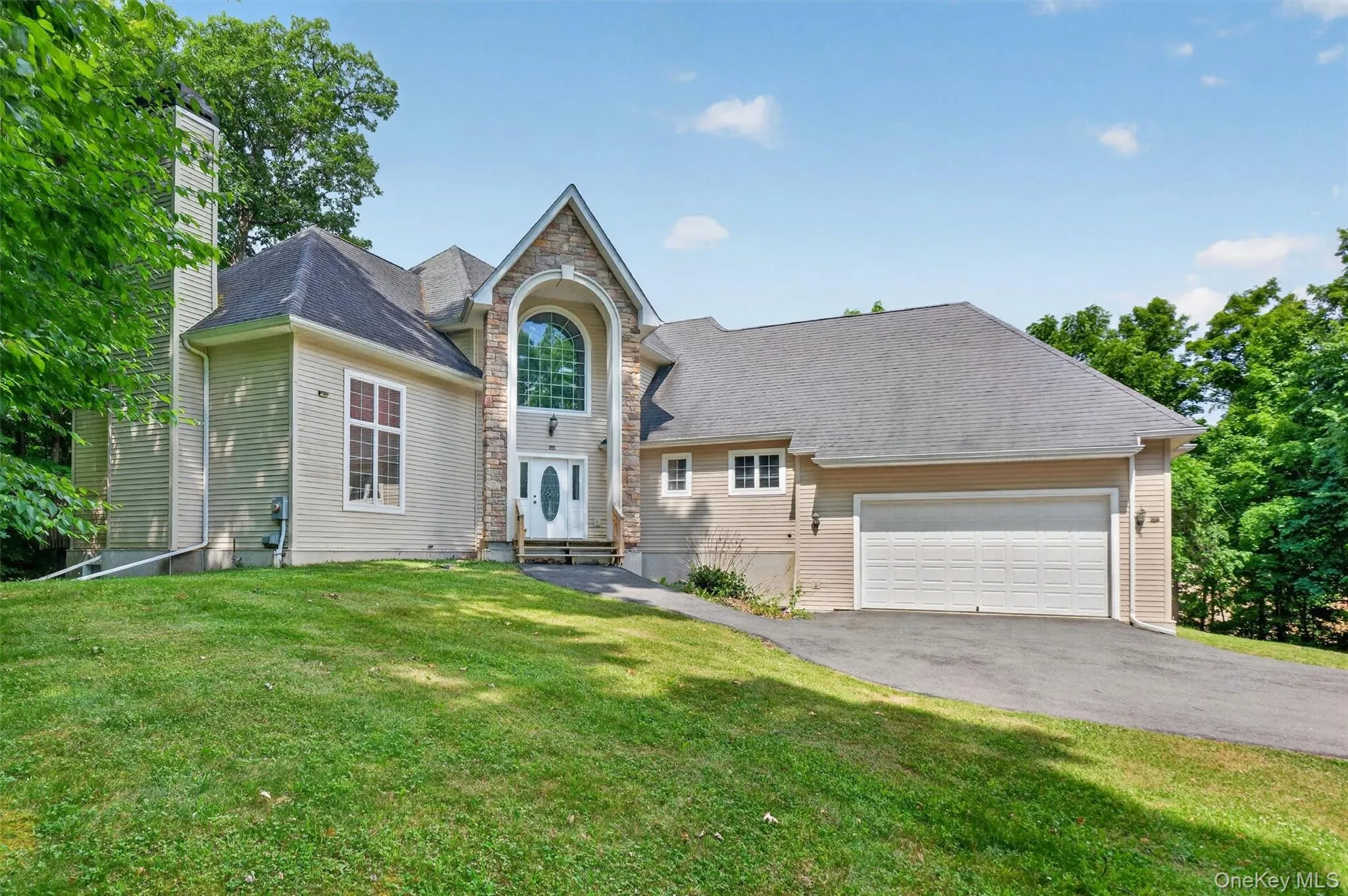 21 Huyler Drive, Hyde Park, NY, 3 Bedrooms Bedrooms, 5 Rooms Rooms,2 BathroomsBathrooms,Residential,For Rent,Huyler,0,1053409 21 Huyler Drive, Hyde Park, NY, 3 Bedrooms Bedrooms, 5 Rooms Rooms,2 BathroomsBathrooms,Residential,For Rent,Huyler,0,1053409