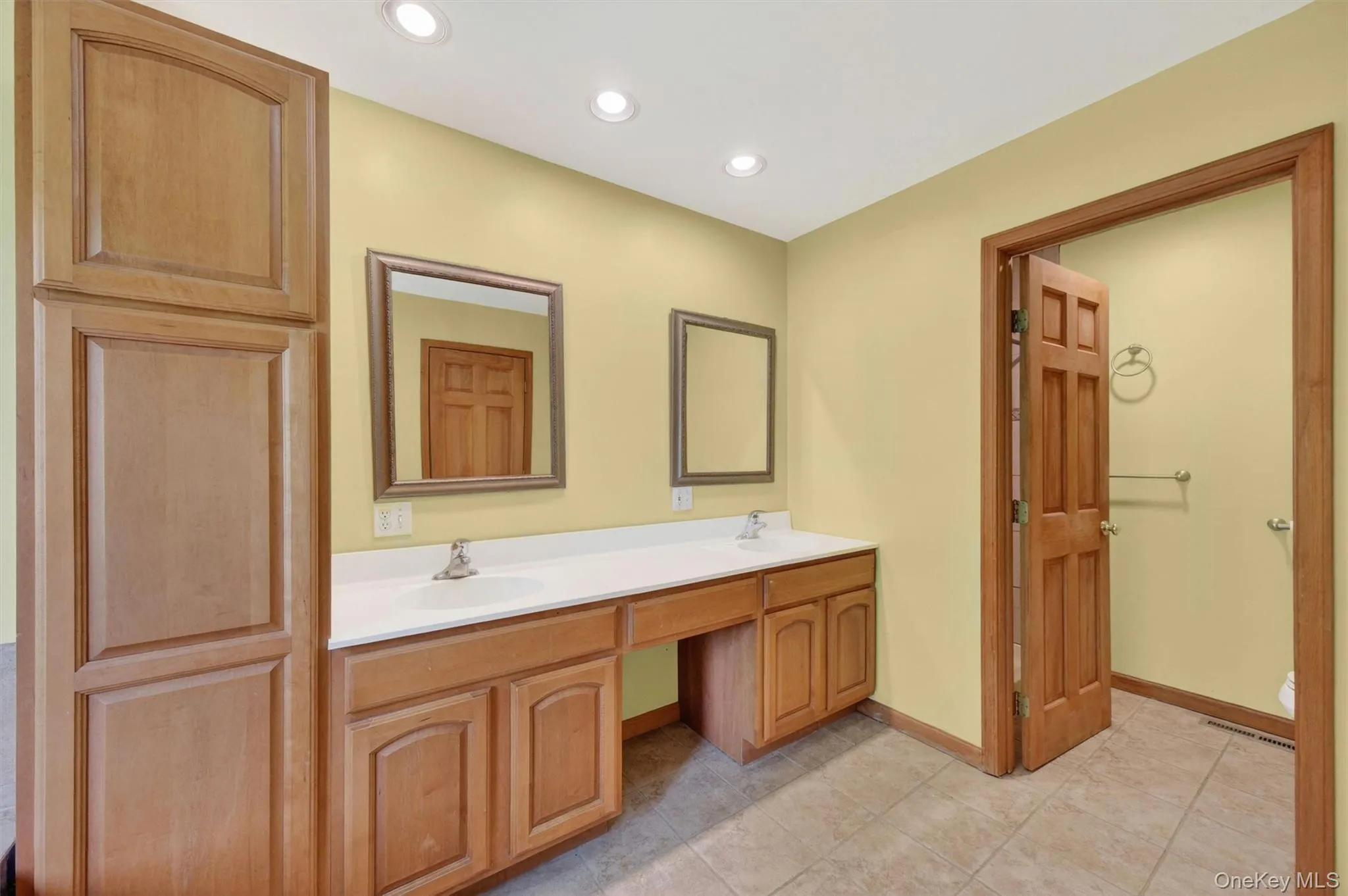 21 Huyler Drive, Hyde Park, NY, 3 Bedrooms Bedrooms, 5 Rooms Rooms,2 BathroomsBathrooms,Residential,For Rent,Huyler,0,1053409 21 Huyler Drive, Hyde Park, NY, 3 Bedrooms Bedrooms, 5 Rooms Rooms,2 BathroomsBathrooms,Residential,For Rent,Huyler,0,1053409