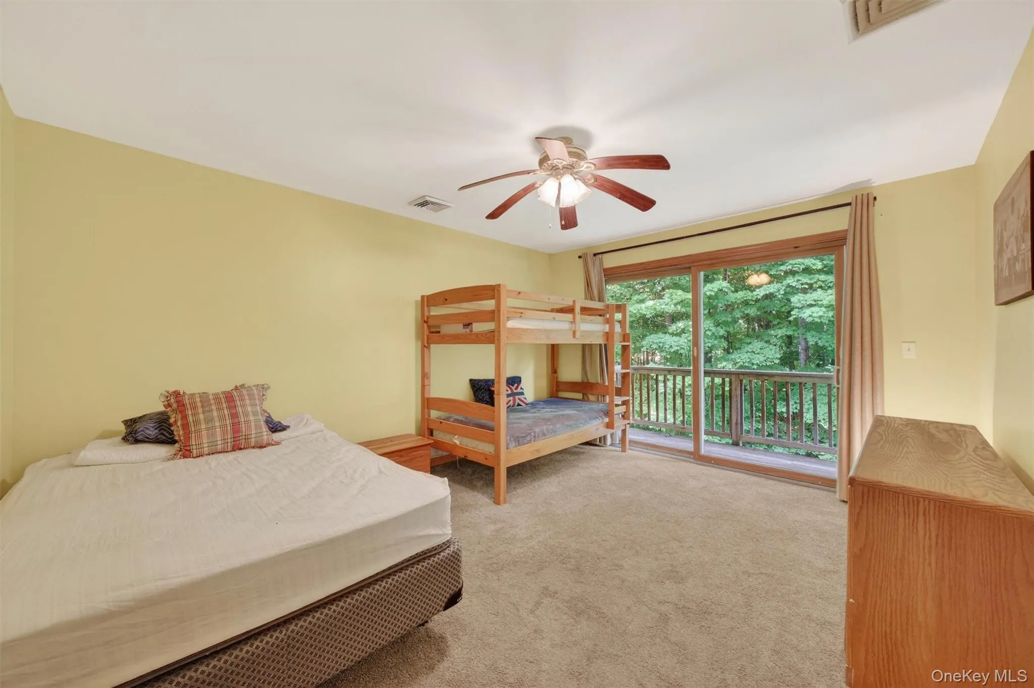 21 Huyler Drive, Hyde Park, NY, 3 Bedrooms Bedrooms, 5 Rooms Rooms,2 BathroomsBathrooms,Residential,For Rent,Huyler,0,1053409 21 Huyler Drive, Hyde Park, NY, 3 Bedrooms Bedrooms, 5 Rooms Rooms,2 BathroomsBathrooms,Residential,For Rent,Huyler,0,1053409
