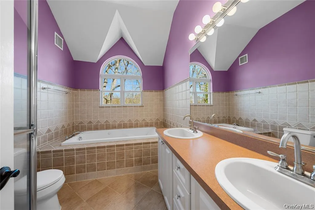 33 Potter Ln, Huntington, NY, 6 Bedrooms Bedrooms, 12 Rooms Rooms,2 BathroomsBathrooms,Residential,For Rent,Potter Ln,0,1053413 33 Potter Ln, Huntington, NY, 6 Bedrooms Bedrooms, 12 Rooms Rooms,2 BathroomsBathrooms,Residential,For Rent,Potter Ln,0,1053413