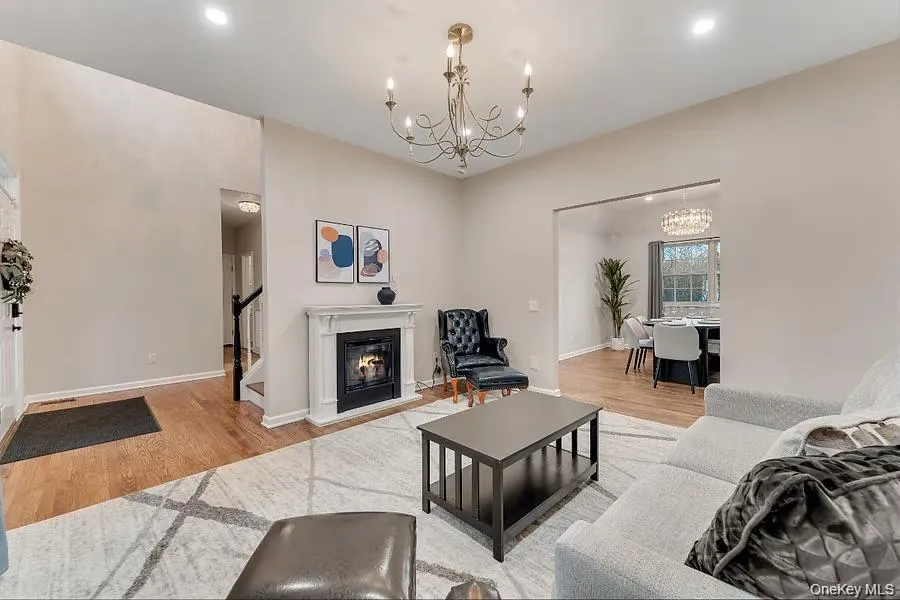 33 Potter Ln, Huntington, NY, 6 Bedrooms Bedrooms, 12 Rooms Rooms,2 BathroomsBathrooms,Residential,For Rent,Potter Ln,0,1053413 33 Potter Ln, Huntington, NY, 6 Bedrooms Bedrooms, 12 Rooms Rooms,2 BathroomsBathrooms,Residential,For Rent,Potter Ln,0,1053413