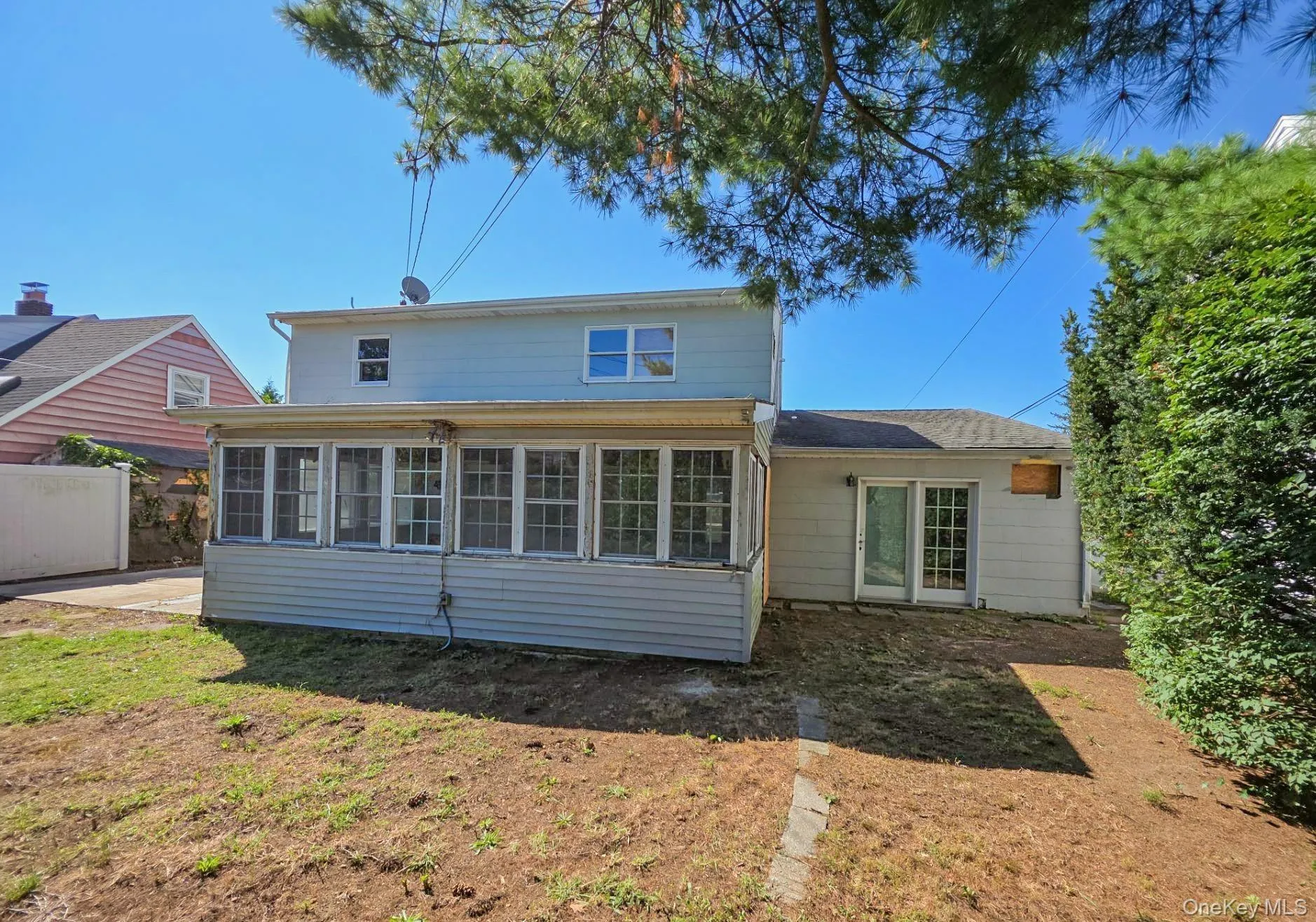 22 Tarry Lane, Hempstead, NY, 6 Bedrooms Bedrooms, 9 Rooms Rooms,2 BathroomsBathrooms,Residential,For Rent,Tarry,0,1053414 22 Tarry Lane, Hempstead, NY, 6 Bedrooms Bedrooms, 9 Rooms Rooms,2 BathroomsBathrooms,Residential,For Rent,Tarry,0,1053414