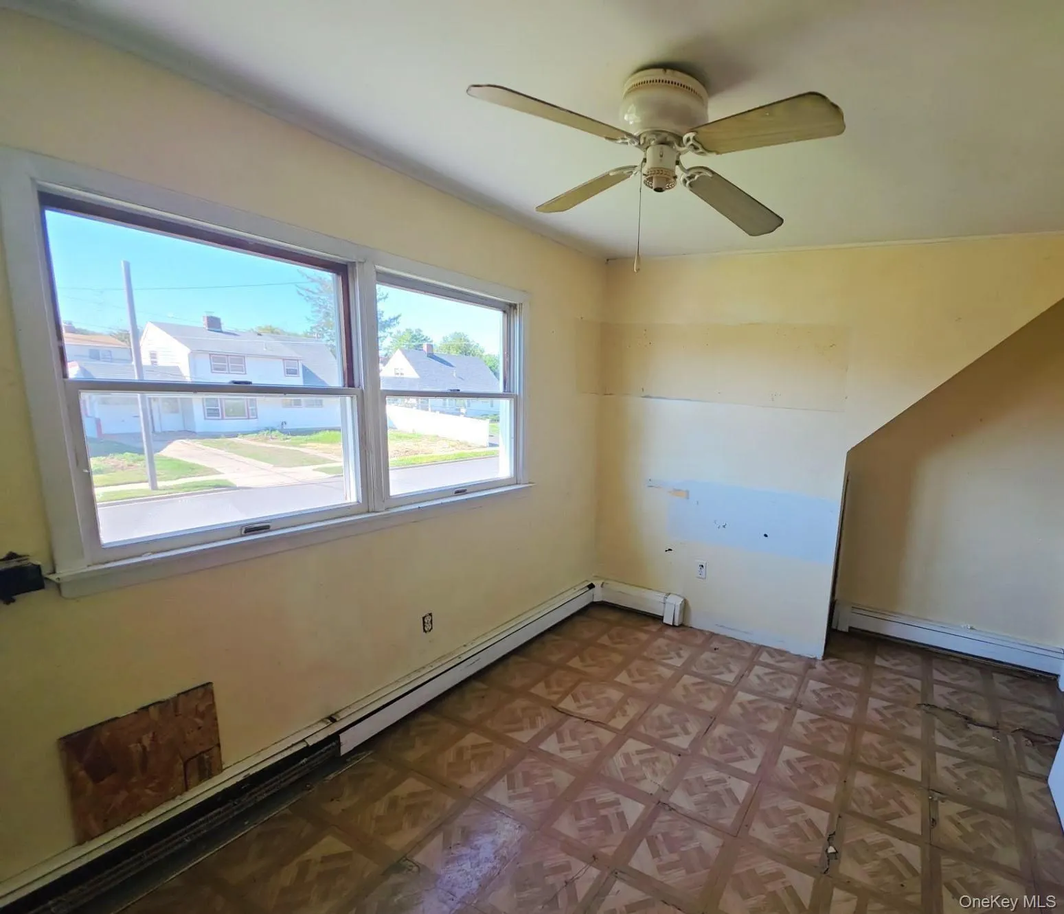 22 Tarry Lane, Hempstead, NY, 6 Bedrooms Bedrooms, 9 Rooms Rooms,2 BathroomsBathrooms,Residential,For Rent,Tarry,0,1053414 22 Tarry Lane, Hempstead, NY, 6 Bedrooms Bedrooms, 9 Rooms Rooms,2 BathroomsBathrooms,Residential,For Rent,Tarry,0,1053414