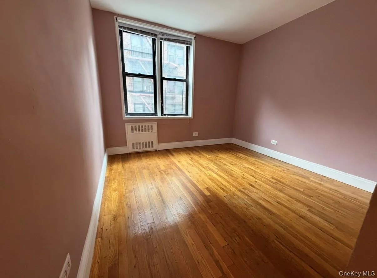 83-30 Vietor Avenue, New York, NY, 2 Bedrooms Bedrooms, 5 Rooms Rooms,1 BathroomBathrooms,Residential,For Rent,Vietor,0,1053415 83-30 Vietor Avenue, New York, NY, 2 Bedrooms Bedrooms, 5 Rooms Rooms,1 BathroomBathrooms,Residential,For Rent,Vietor,0,1053415