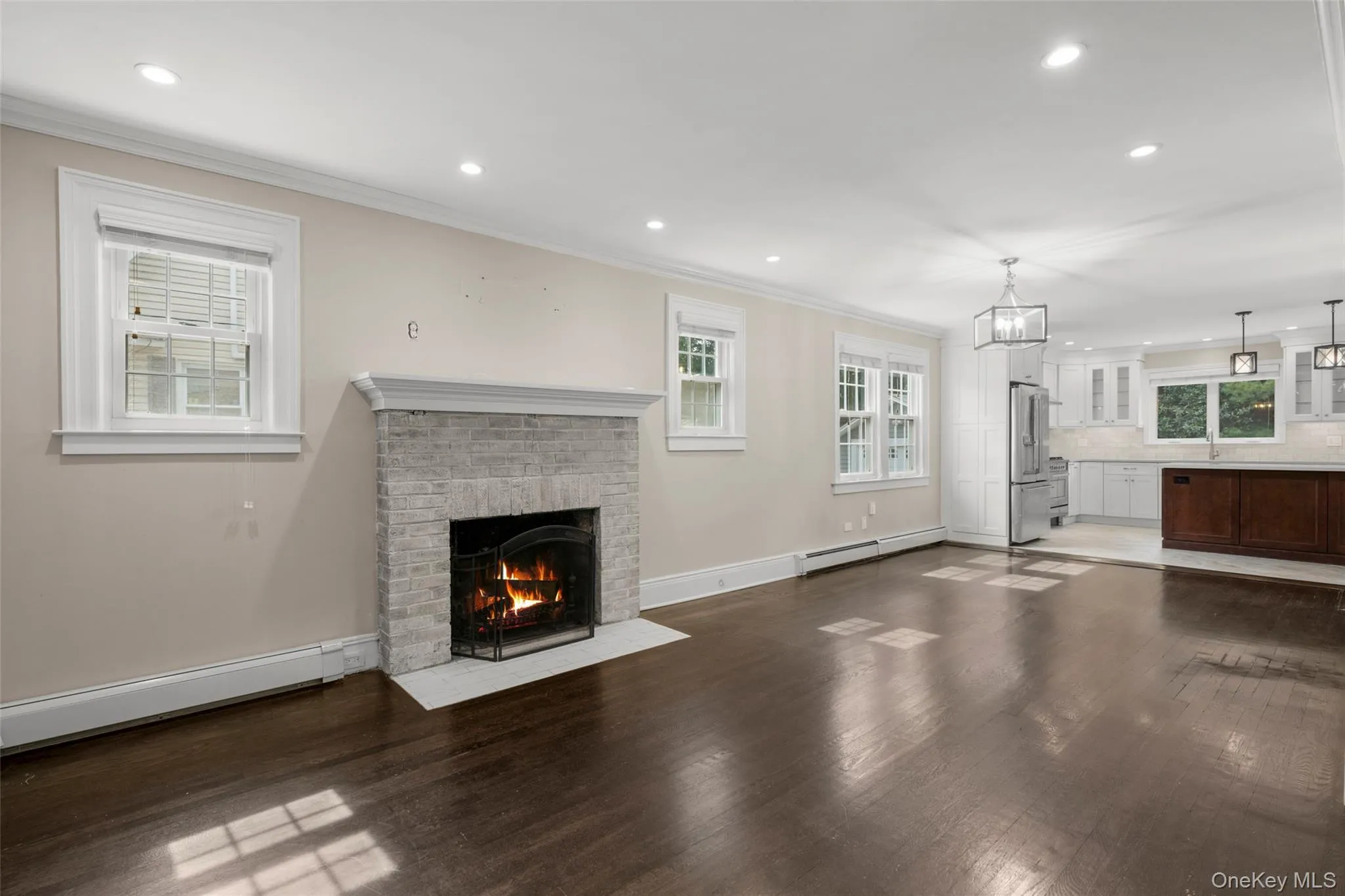 81 Chestnut Avenue, Pelham, NY, 3 Bedrooms Bedrooms, 7 Rooms Rooms,3 BathroomsBathrooms,Residential Lease,For Rent,Chestnut,0,1053417 81 Chestnut Avenue, Pelham, NY, 3 Bedrooms Bedrooms, 7 Rooms Rooms,3 BathroomsBathrooms,Residential Lease,For Rent,Chestnut,0,1053417